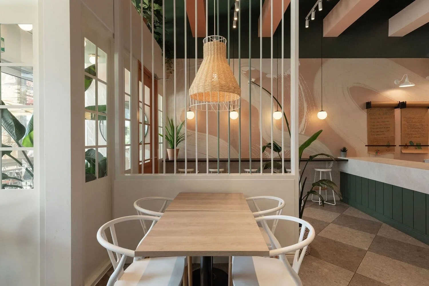 Comptoir du restaurant Sushi à la maison, franchise de Gatineau