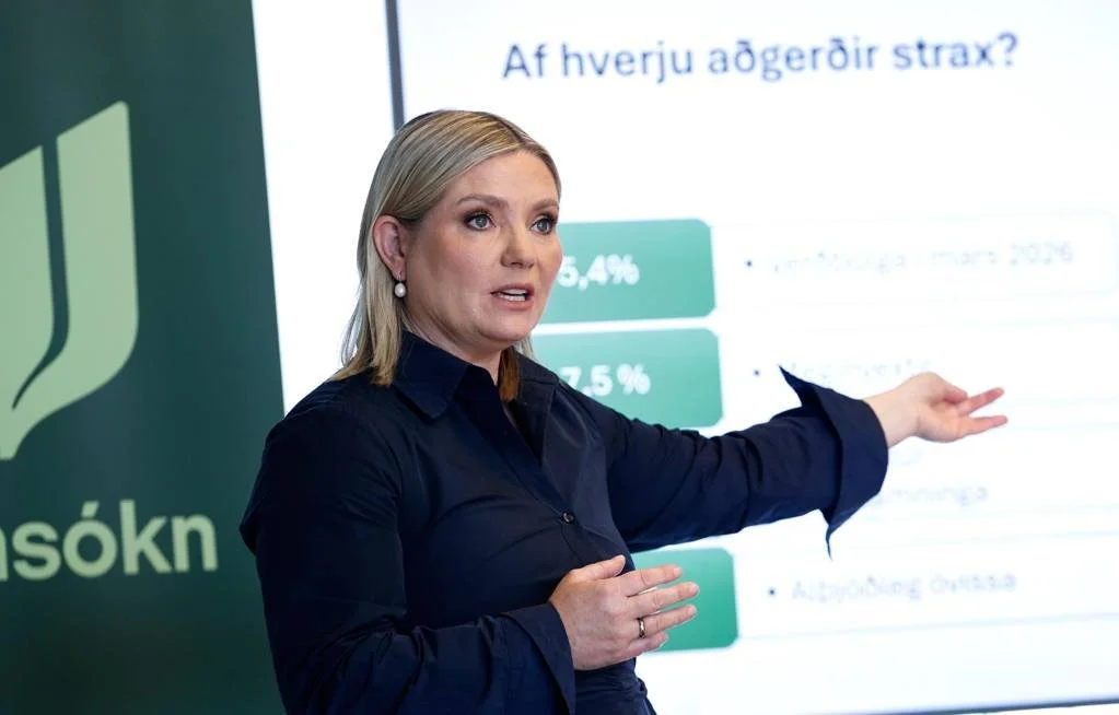 Sakar ríkisstjórnina um sinnuleysi