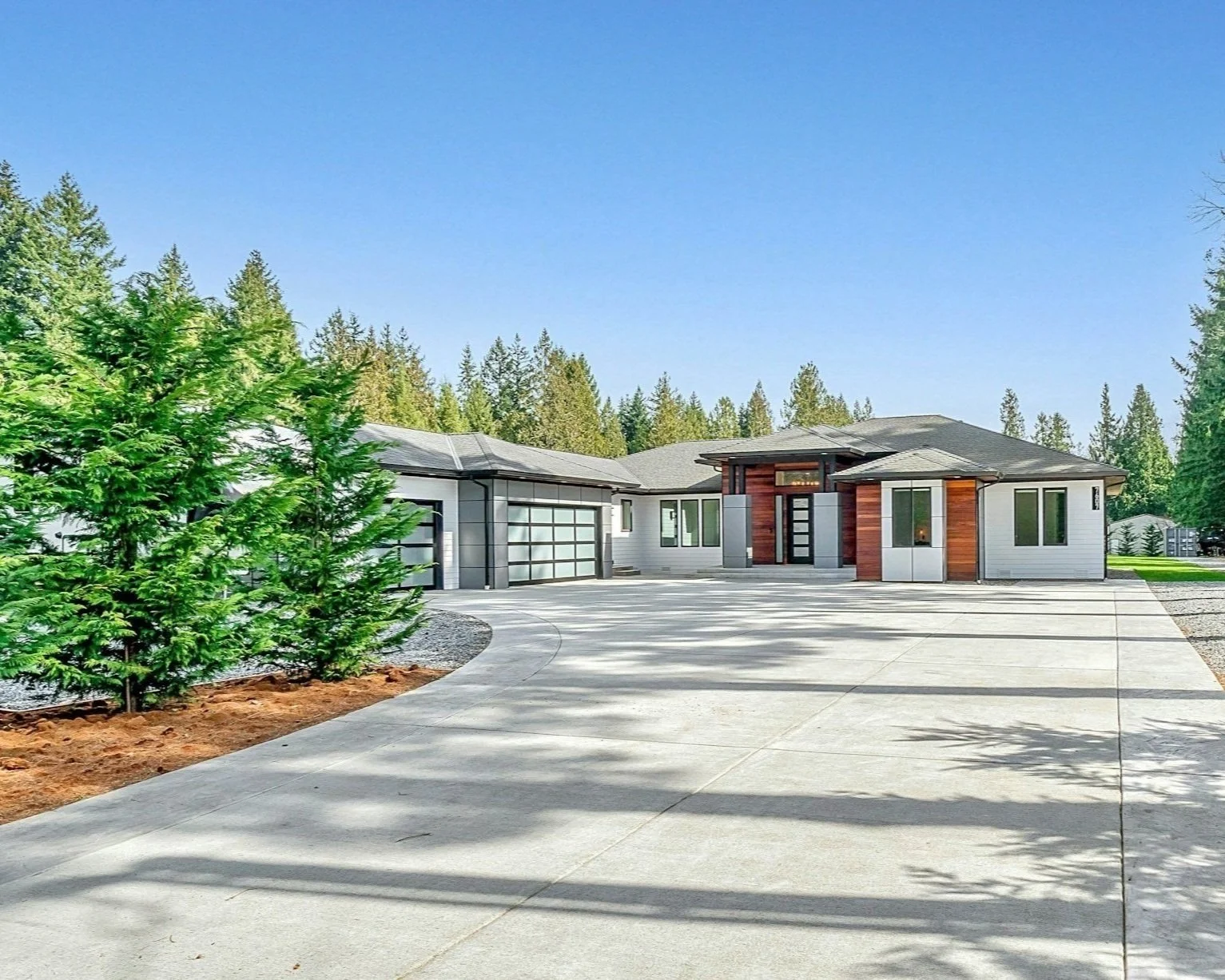 Photo of a home of Nicole Kelley Real Estate in Calhoun County AL