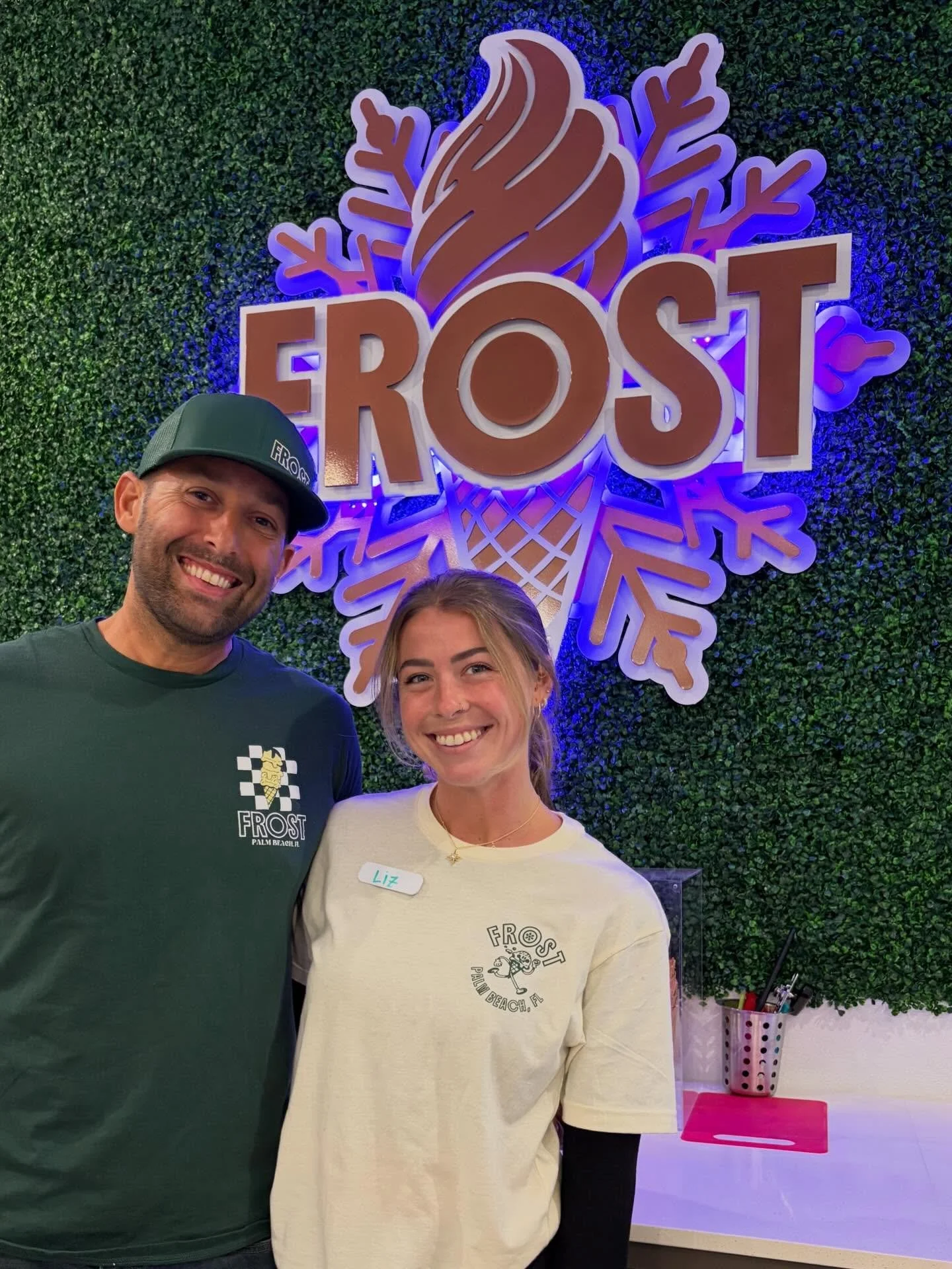 Are you a Frost rewards member? 

Join today and start earning rewards just by enjoying an ice cream 🍦 AND get insider deals &hellip; like our offer this week - double points monday through thursday from 4:00-6:00pm. Unlock 25 points right now by si