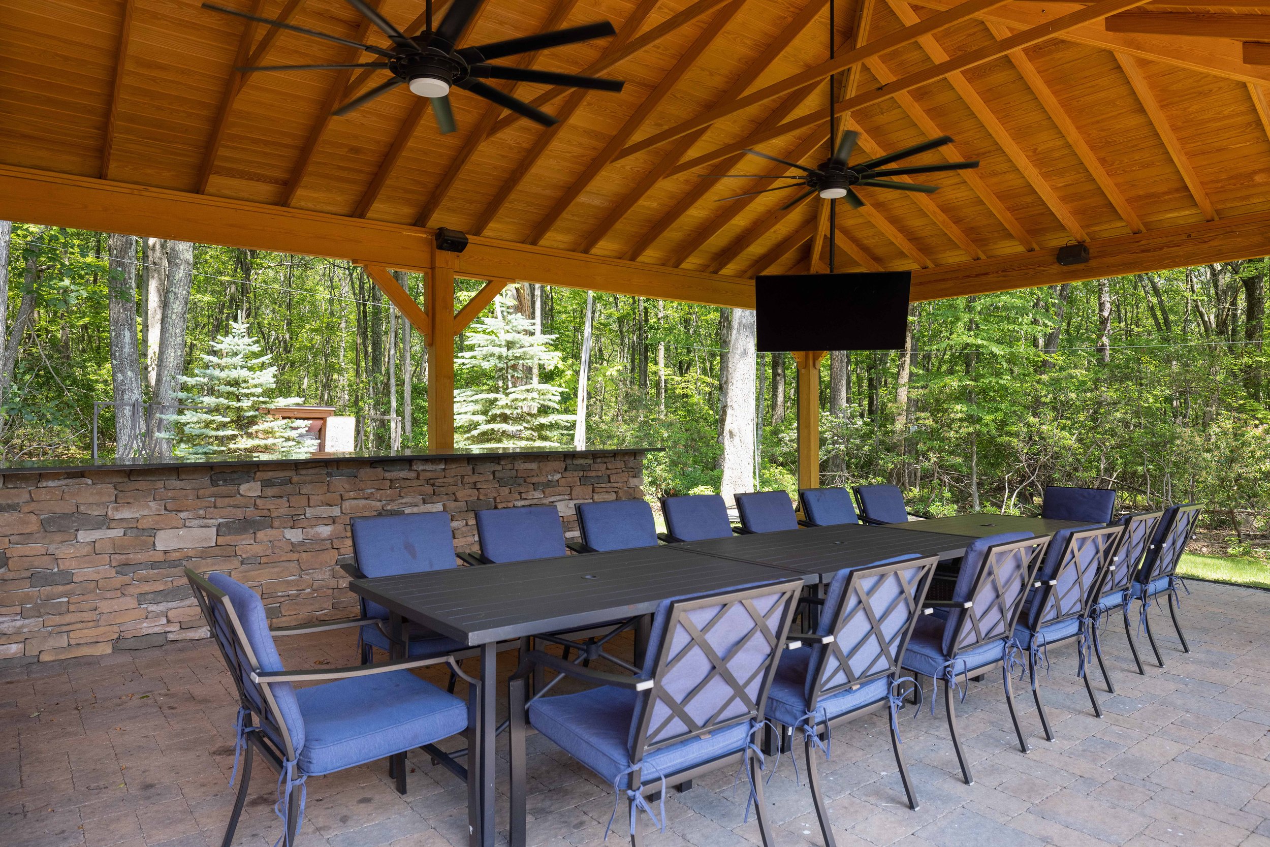 outdoor covered patio