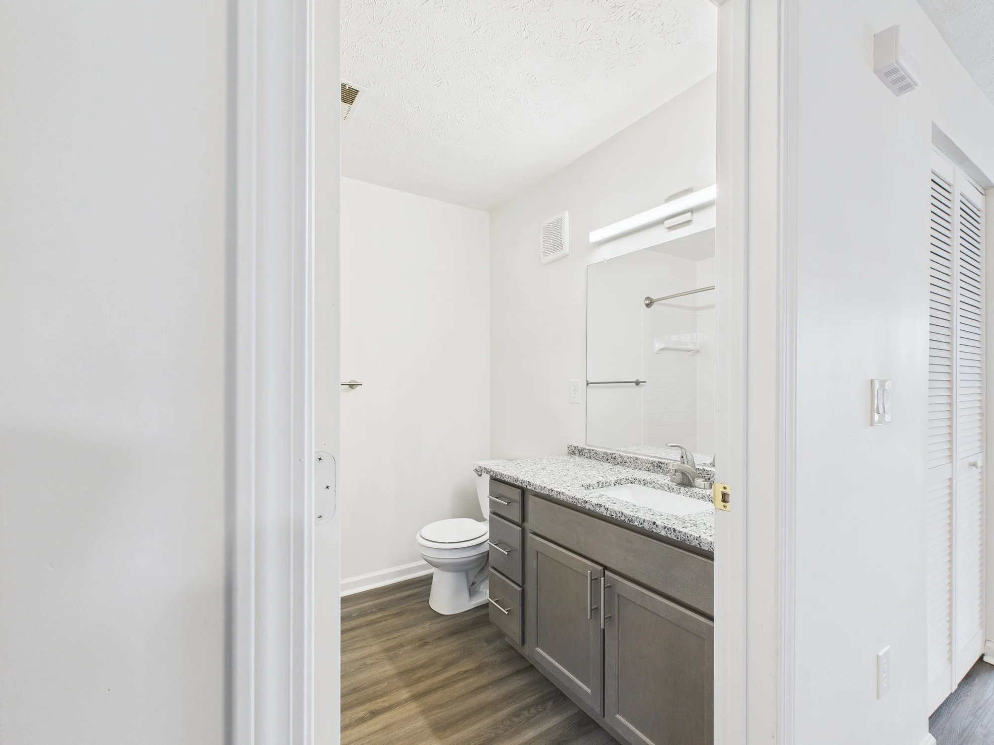 Cumberland Crossing-Bathroom 1.jpg