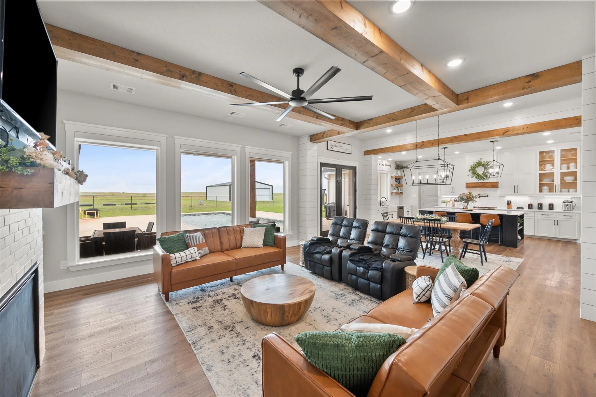 24-9713 County Rd 408_9075.jpg