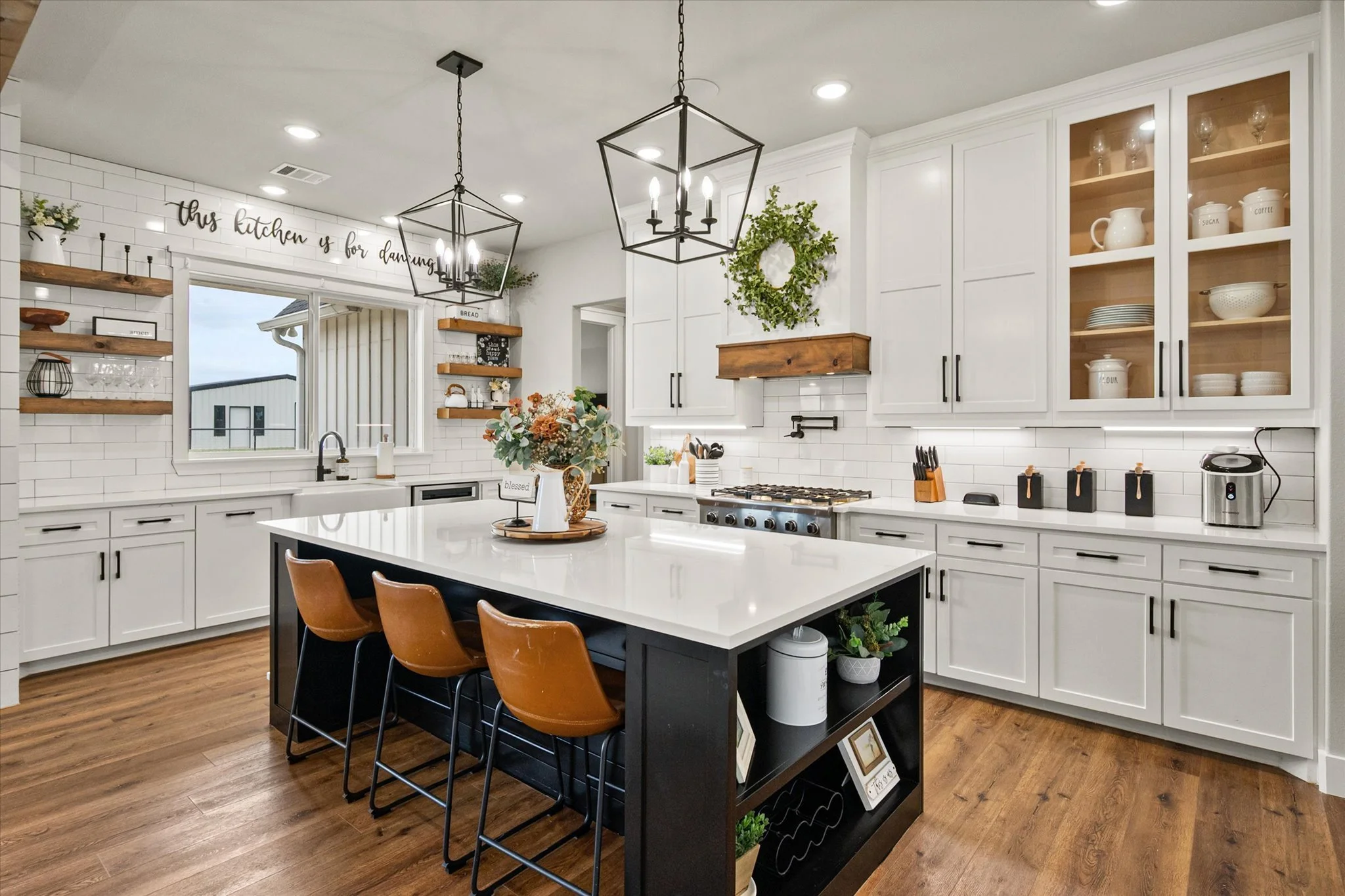 14-9713 County Rd 408_9024.jpg