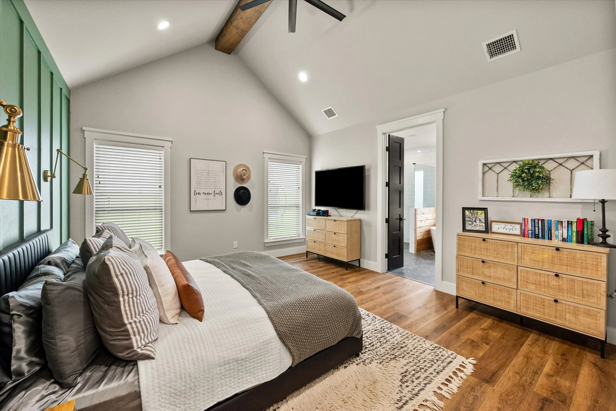 28-9713 County Rd 408_9094.jpg