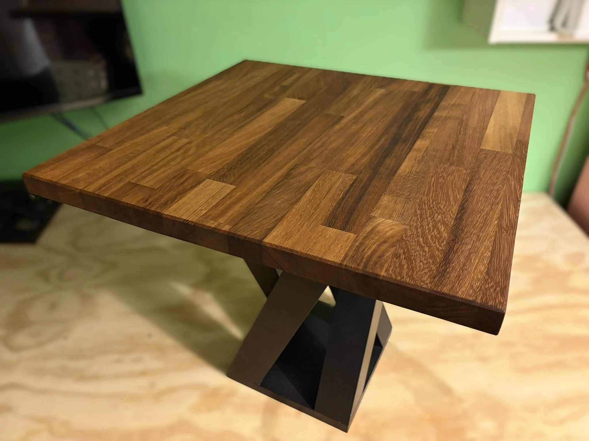 IMG_0276 - blurred background 60%.JPEG