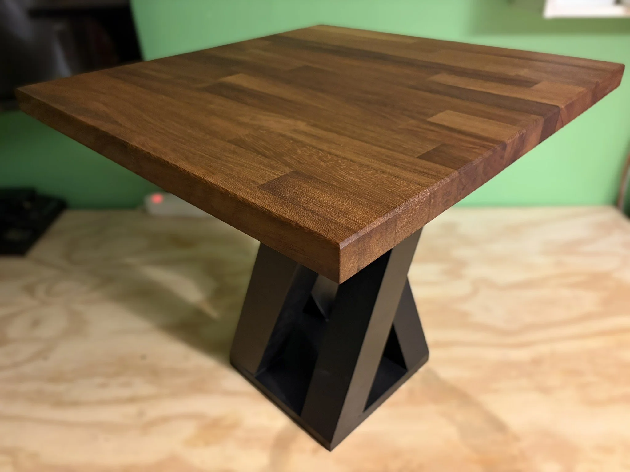 IMG_0281 - blurred background 60%.JPEG