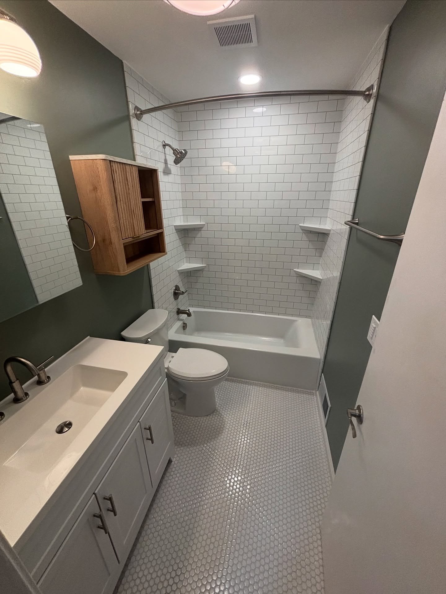A beautiful bathroom remodel in Saint Paul completed this week. 
#lucasbuilders #lucasbuildersllp #remodel #bathroominspo
