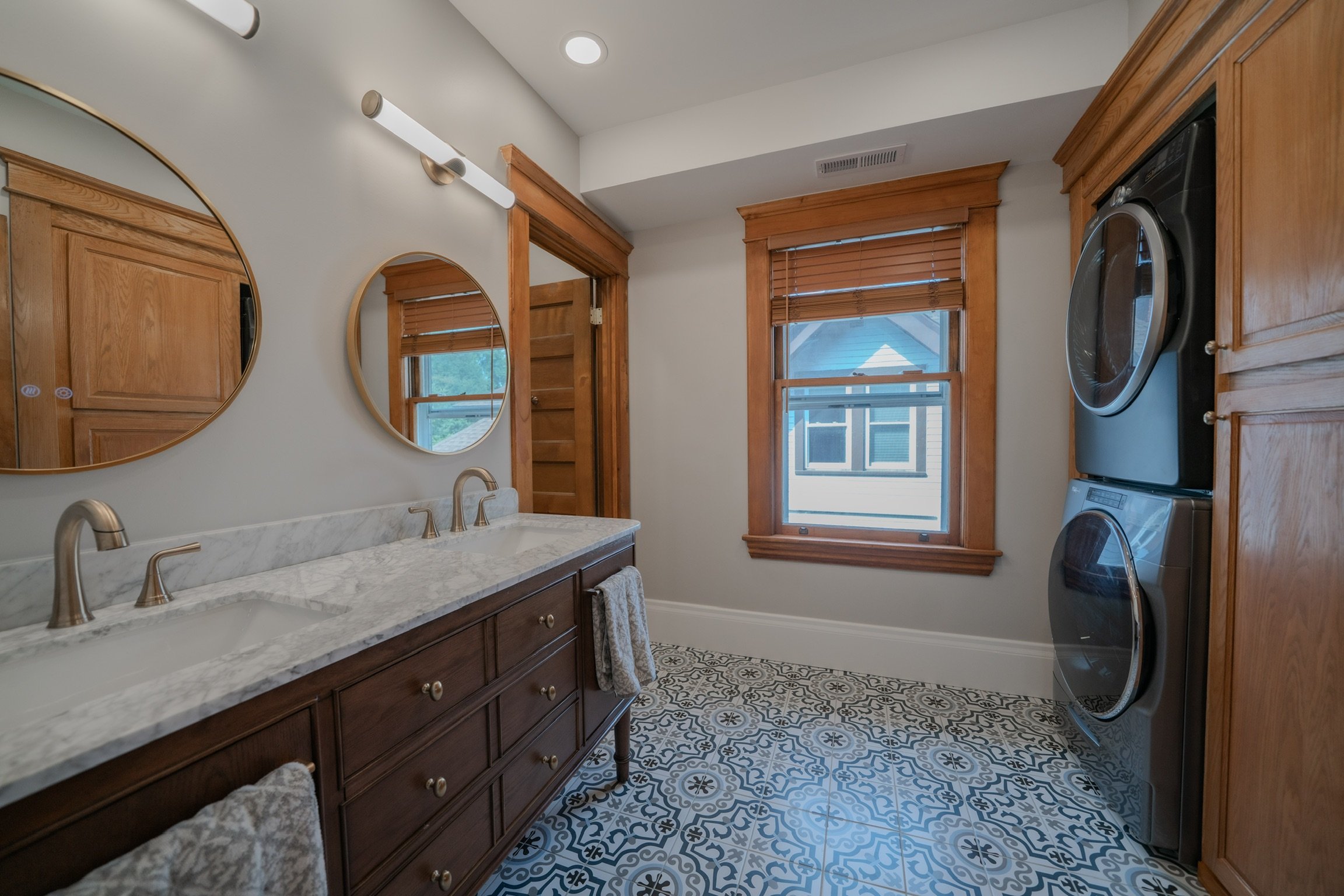 10 Reasons to Remodel Your Bathroom