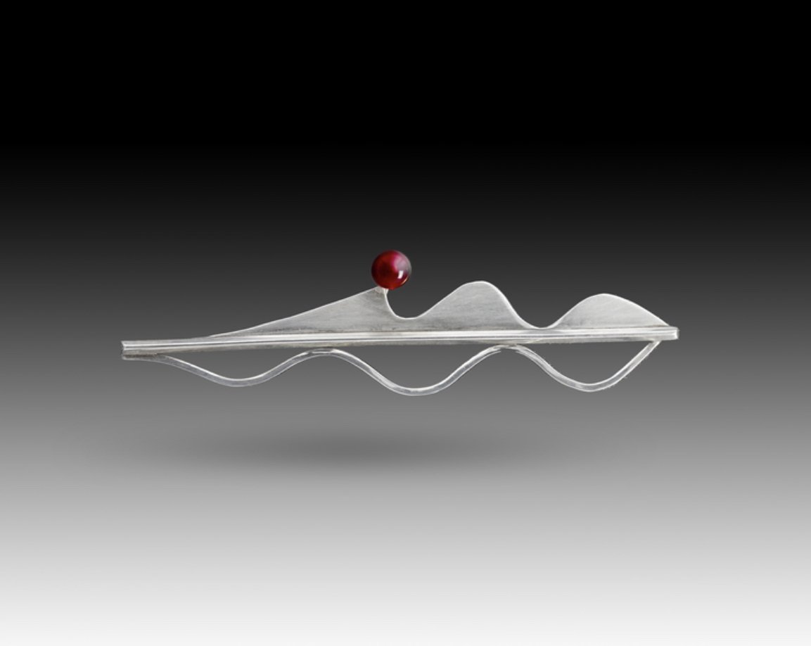 Sterling Silver Pin Wavy with Garnet Bead