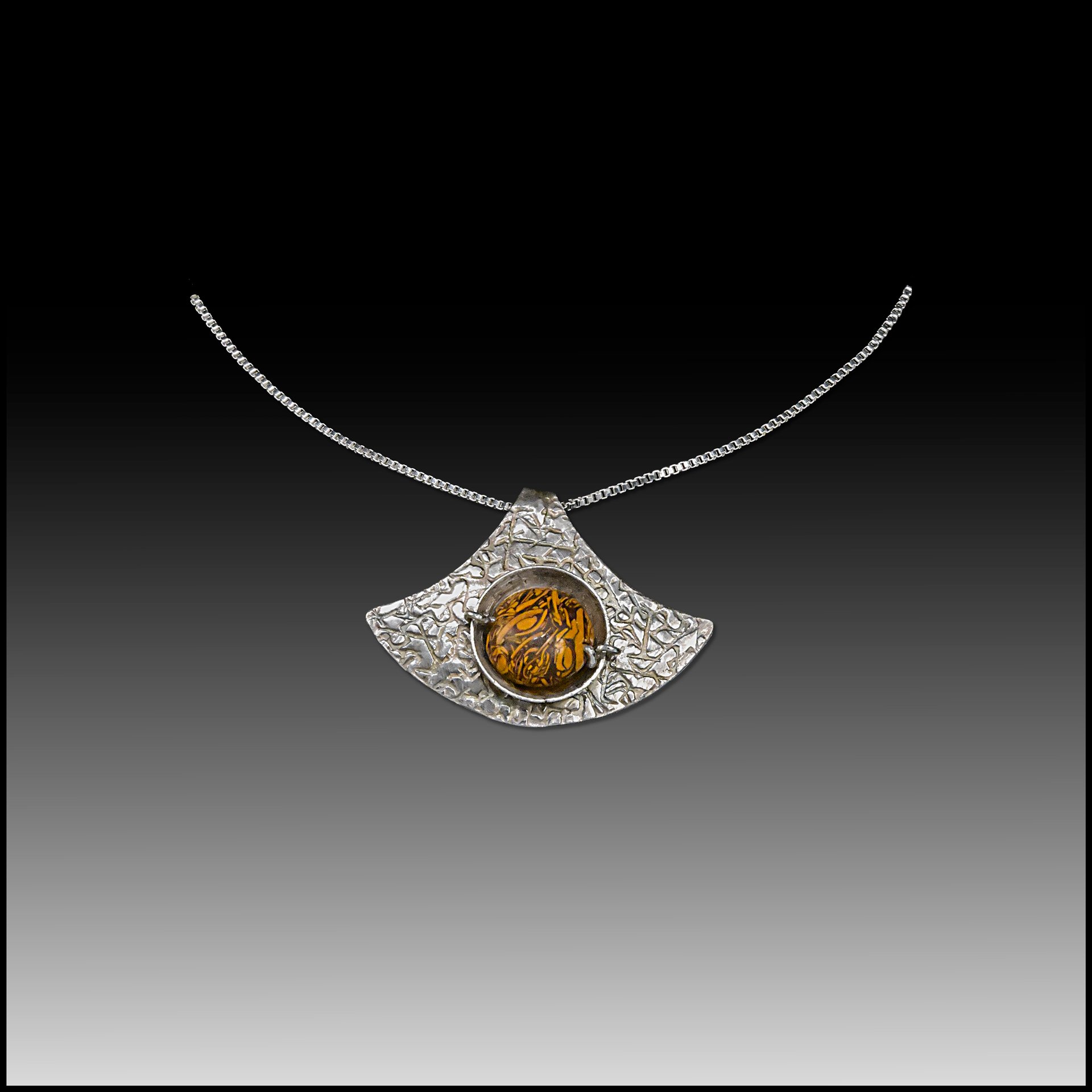 SS pendant with Calligraphy bead.jpg