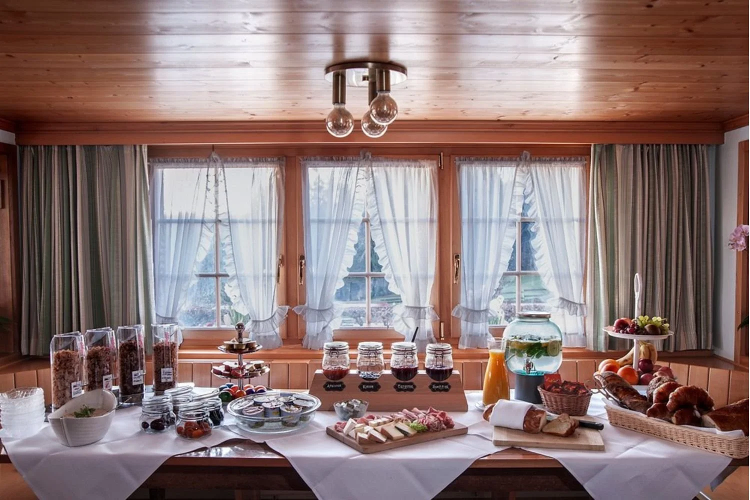 The Slowdown Immersion - Hotel Wolfensberg8.jpg