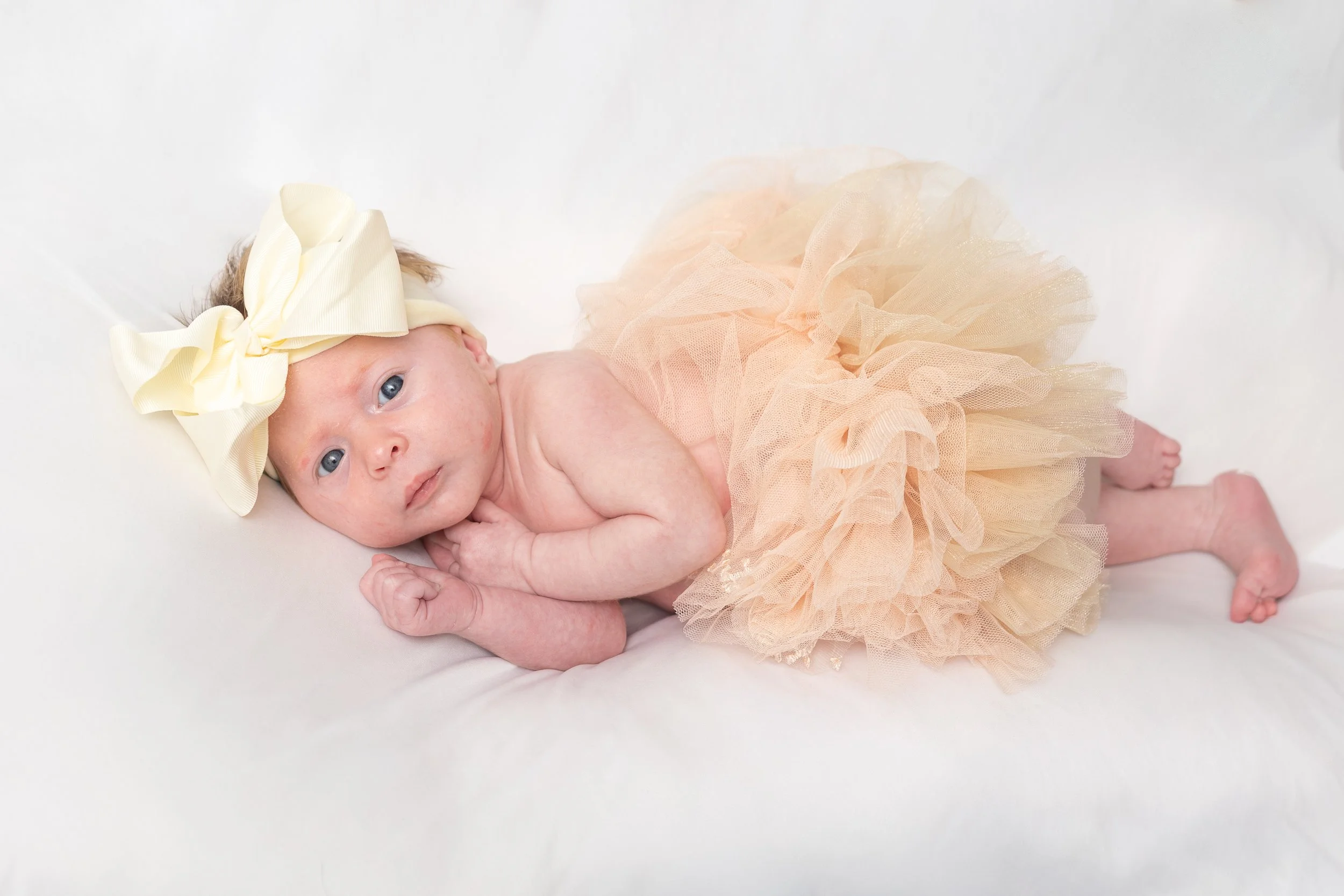 2026-03-15_Avery_1-month-portrait-34.jpg