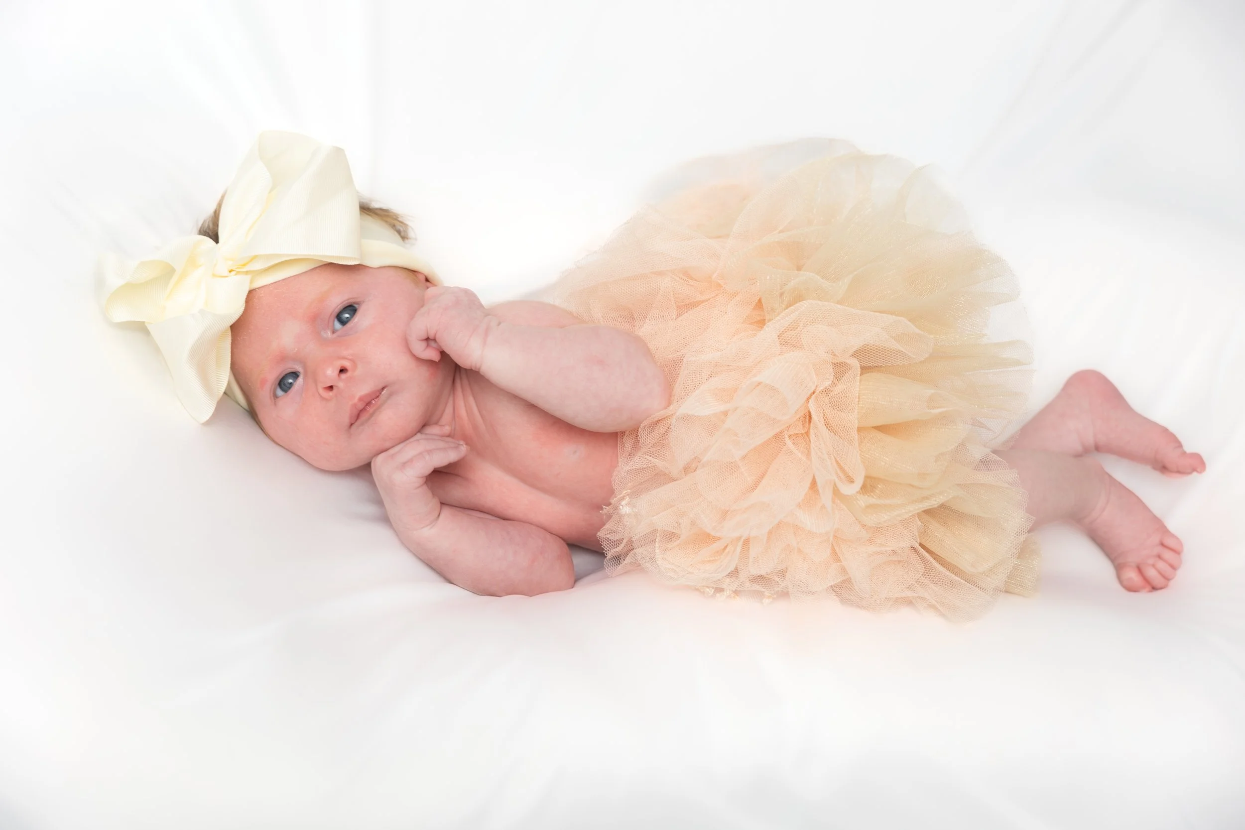 2026-03-15_Avery_1-month-portrait-32.jpg