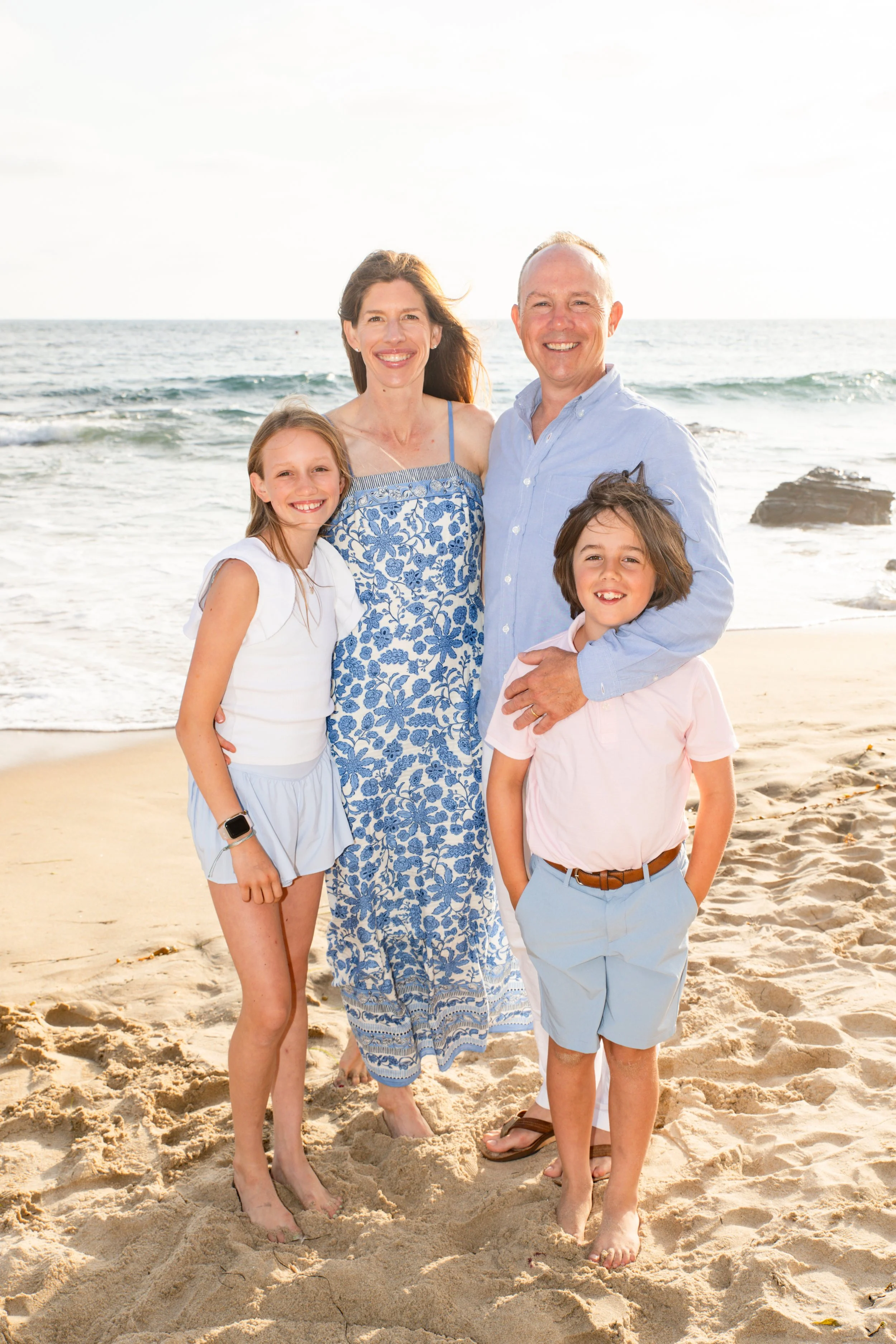 2025-06-23_JenniferBlunt_CrystalCoveBeach_Family-047.jpg