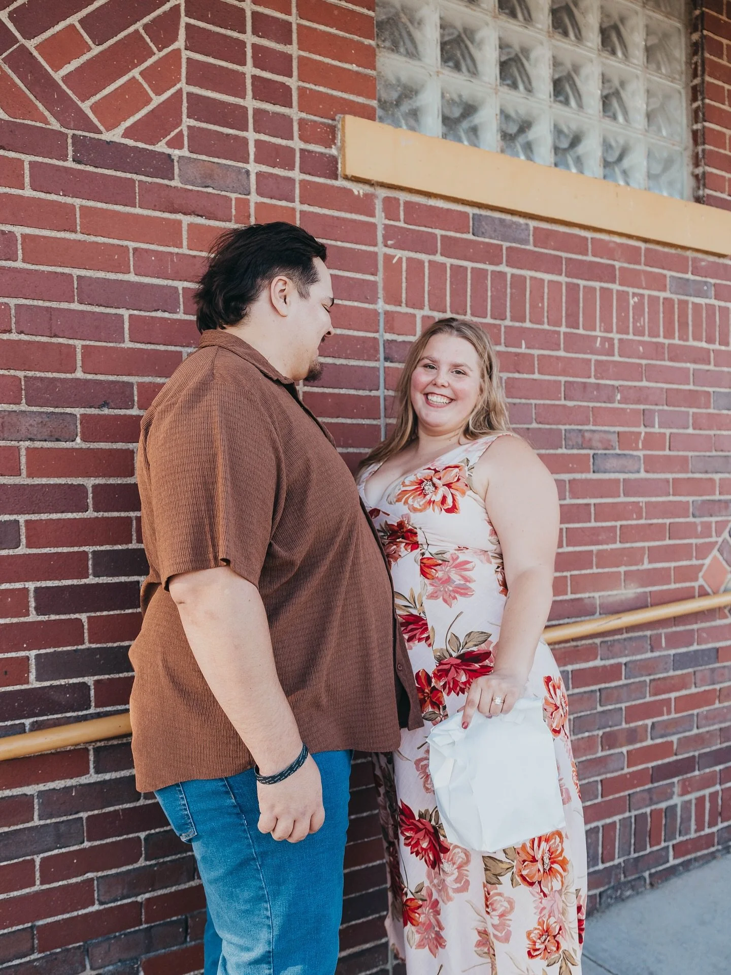 Love at first bite? More coneys, please.

#michiganphotographer #michiganwedding #weddingphotography #honeypeakphotography #michiganwedding #michiganweddingphotographer #detroitwedding #metrodetroitphotographer #detroitengagement #engagementsession