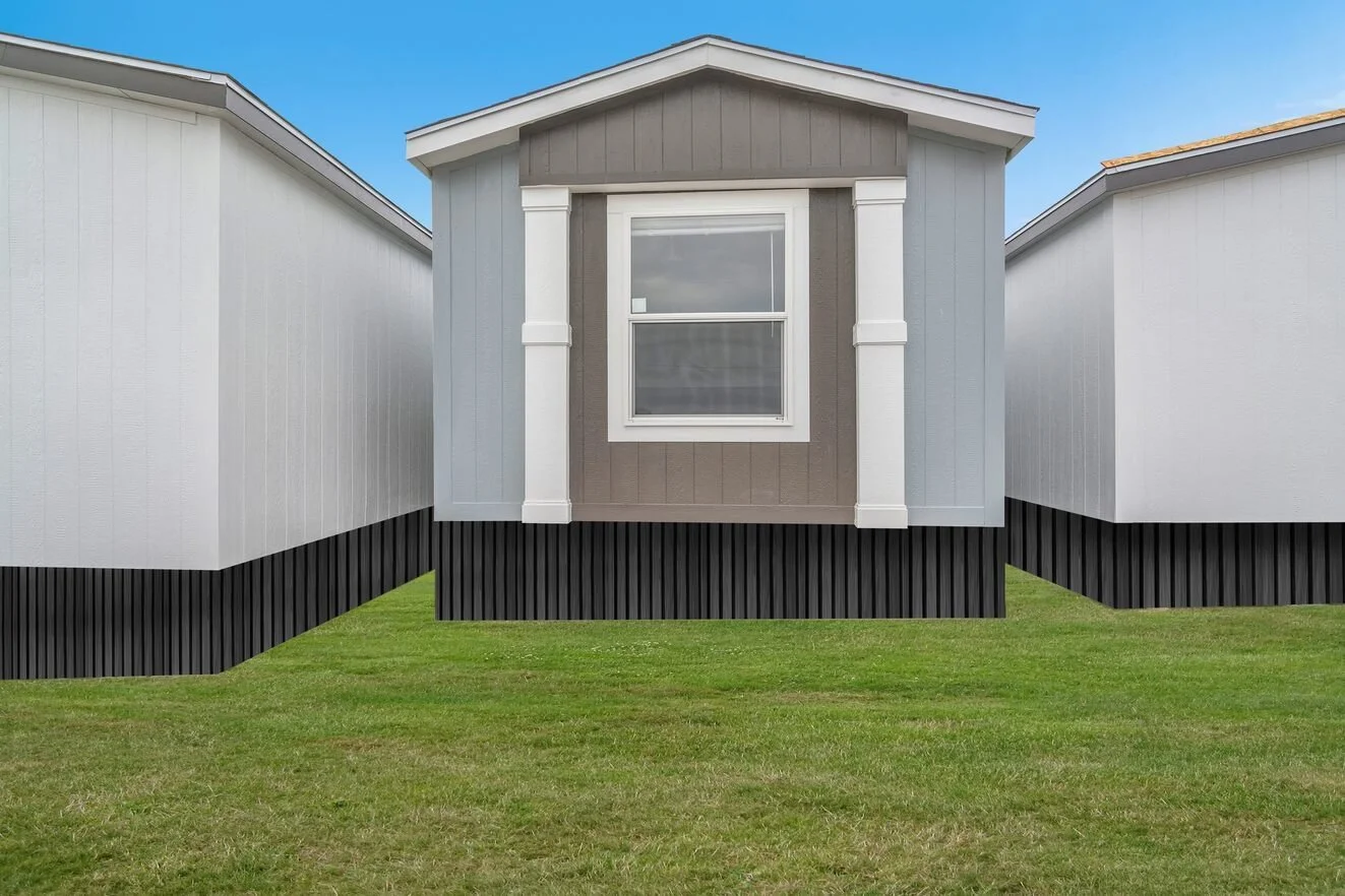 verde-ranch-14632n-exterior (1).jpg