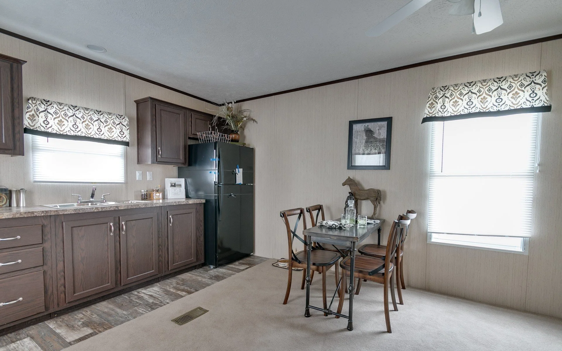 AL14321A-kitchen-3.jpg