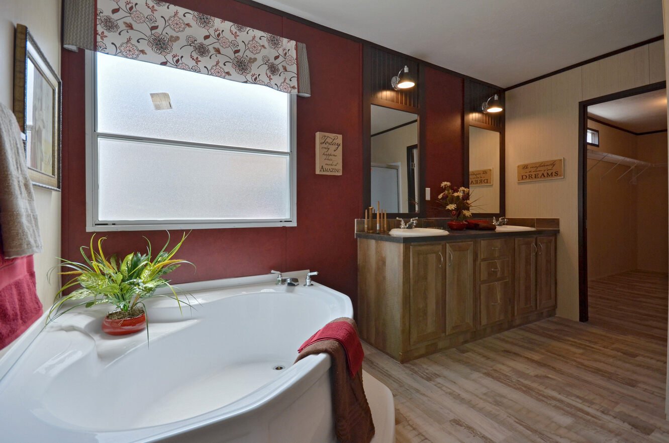 alamo-lite-28563t-bath.jpg