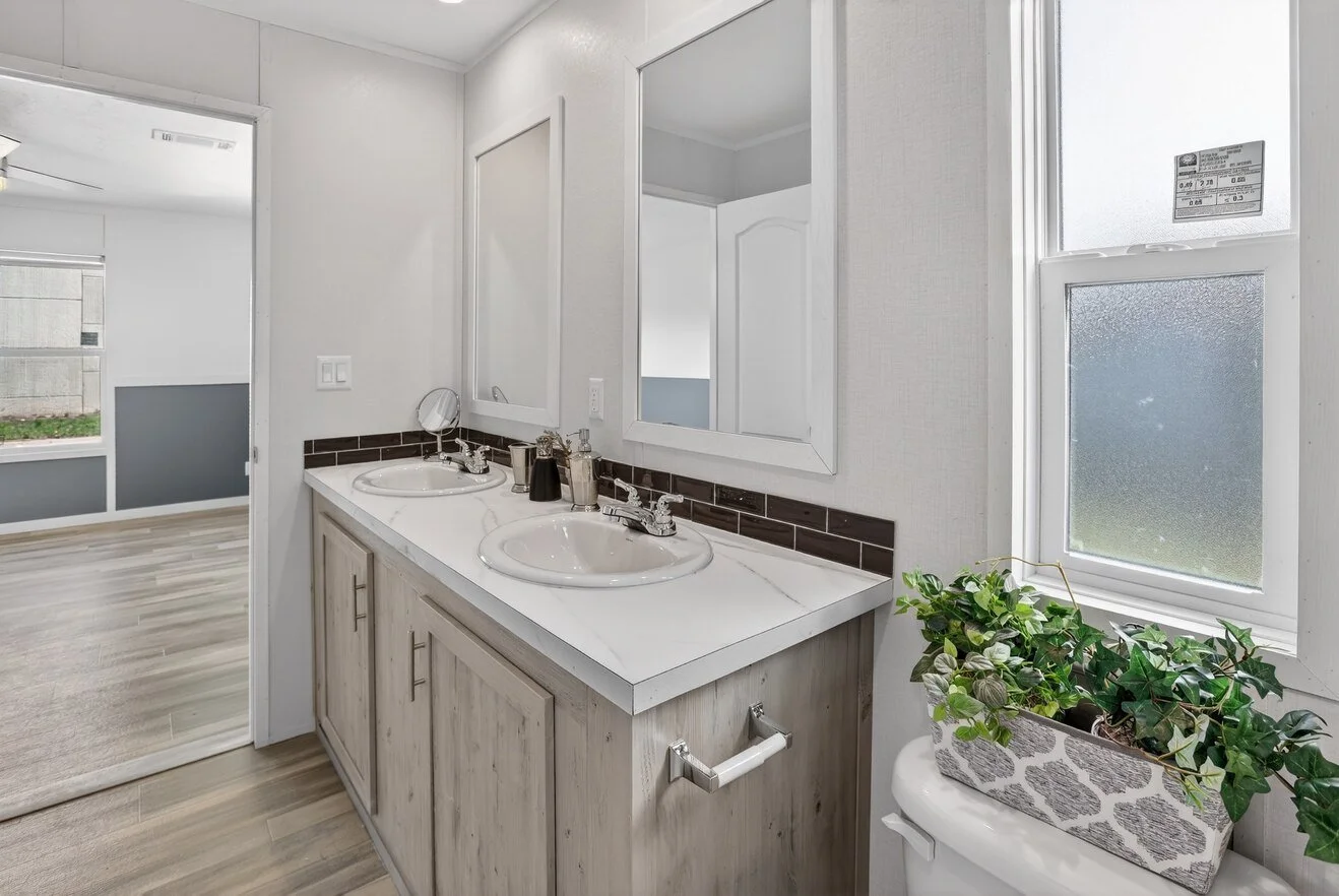 verde-ranch-28403n-bath (2).jpg