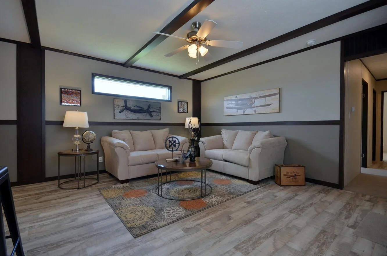 alamo-lite-16763b-living.jpg