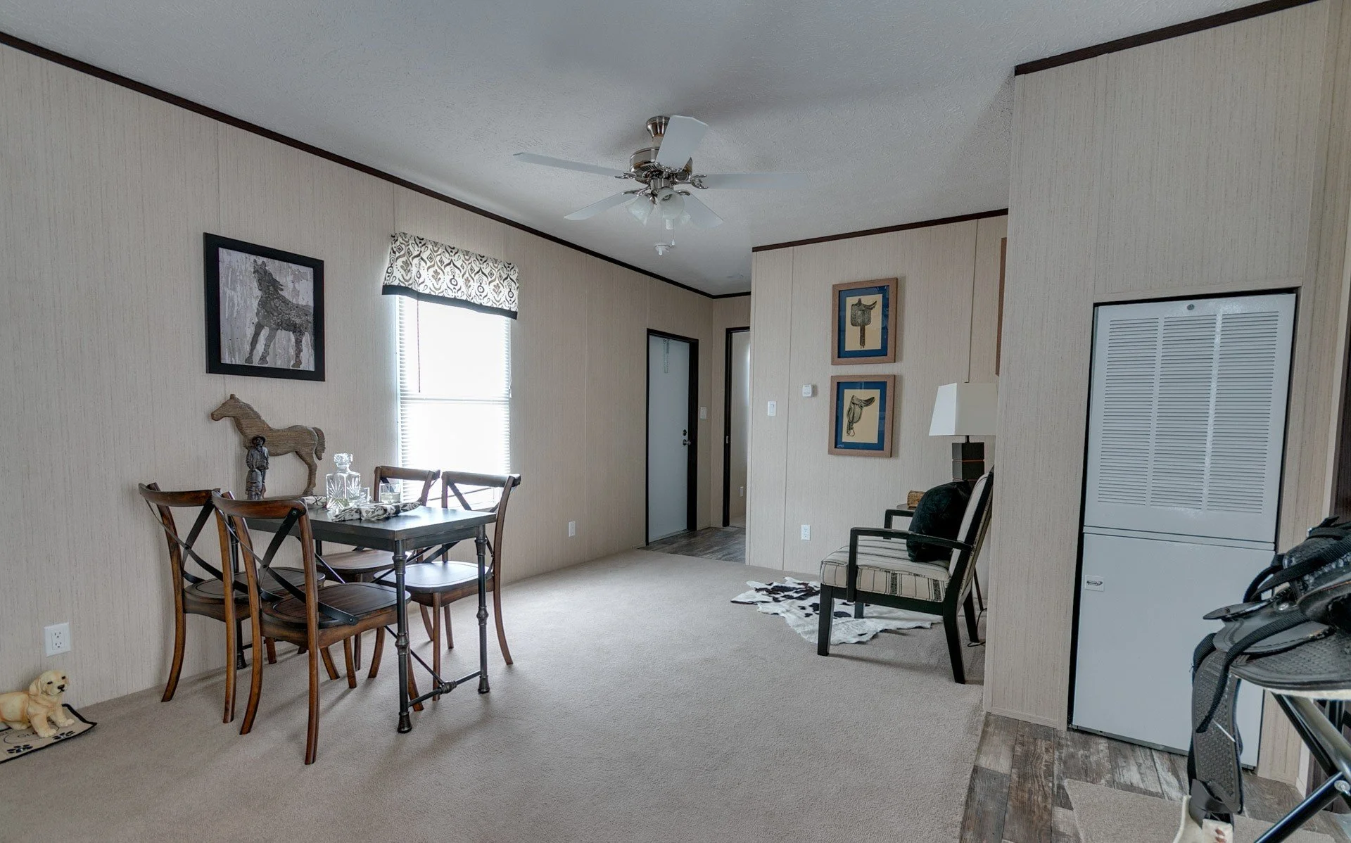 AL14321A-interior-2.jpg