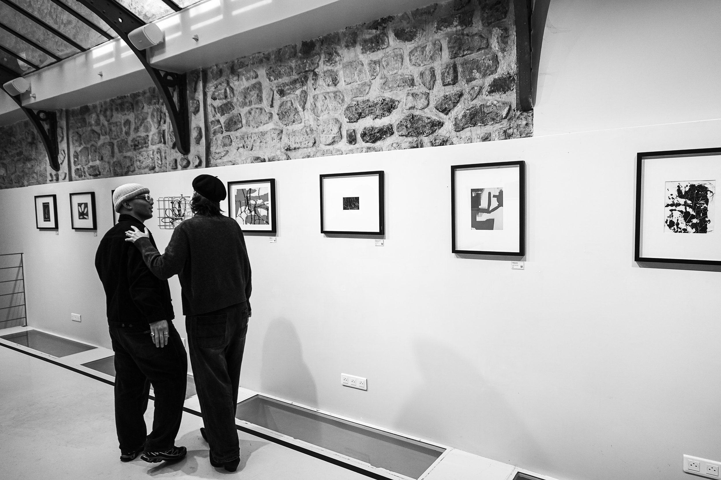 caravana black and white paris -06.jpg