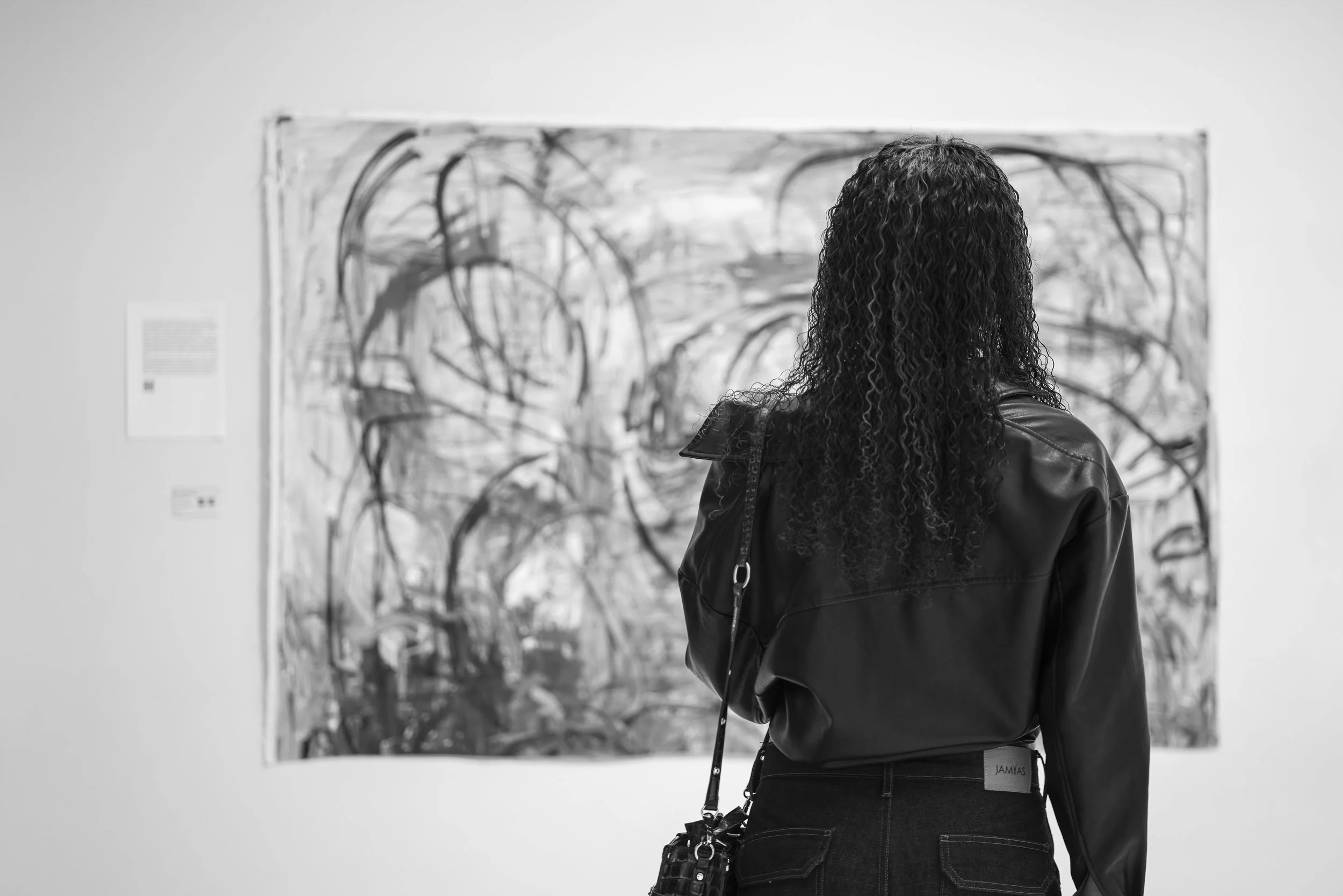 caravana black and white paris -23.jpg