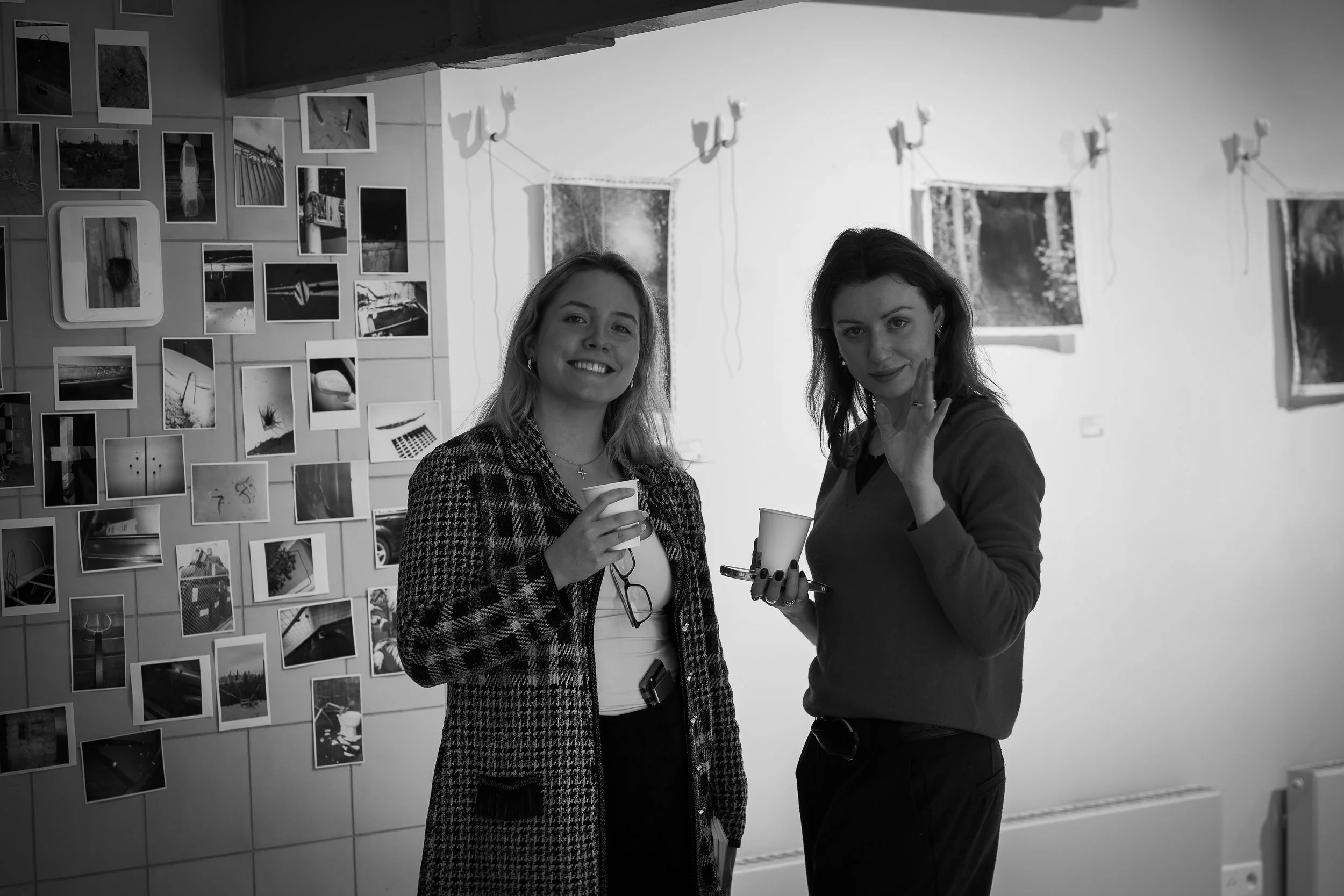 caravana black and white paris -20.jpg