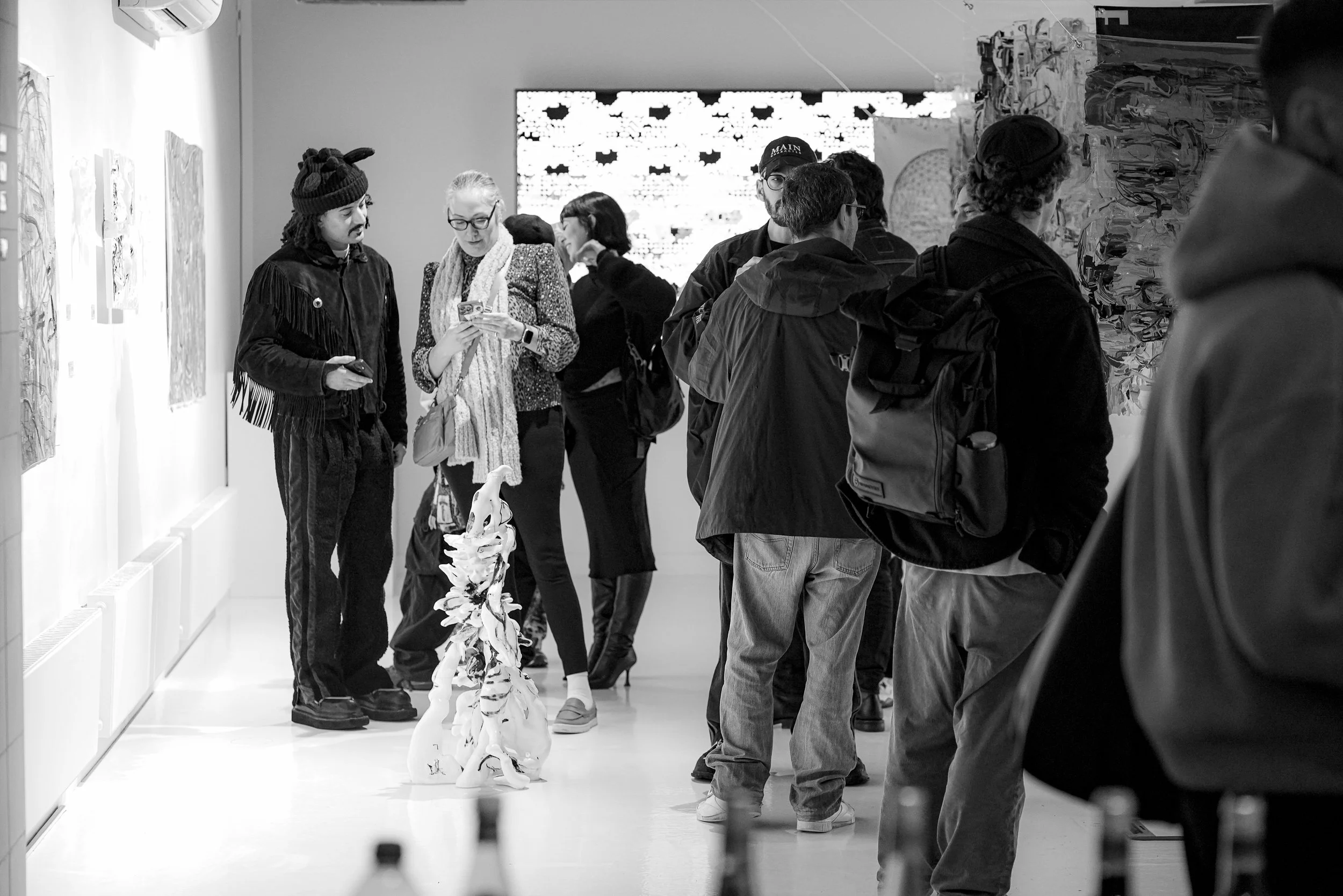 caravana black and white paris -21.jpg