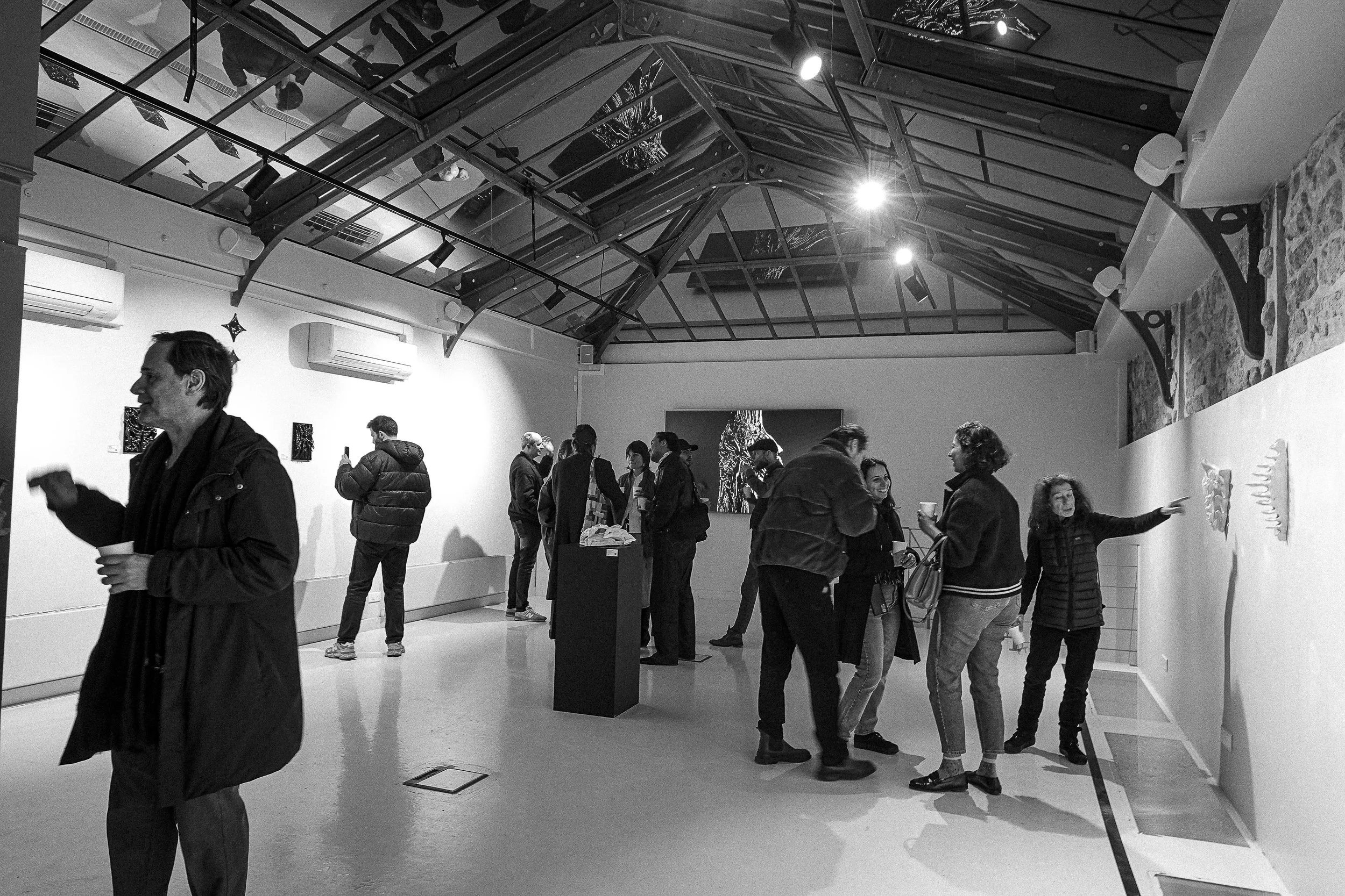 caravana black and white paris -02.jpg