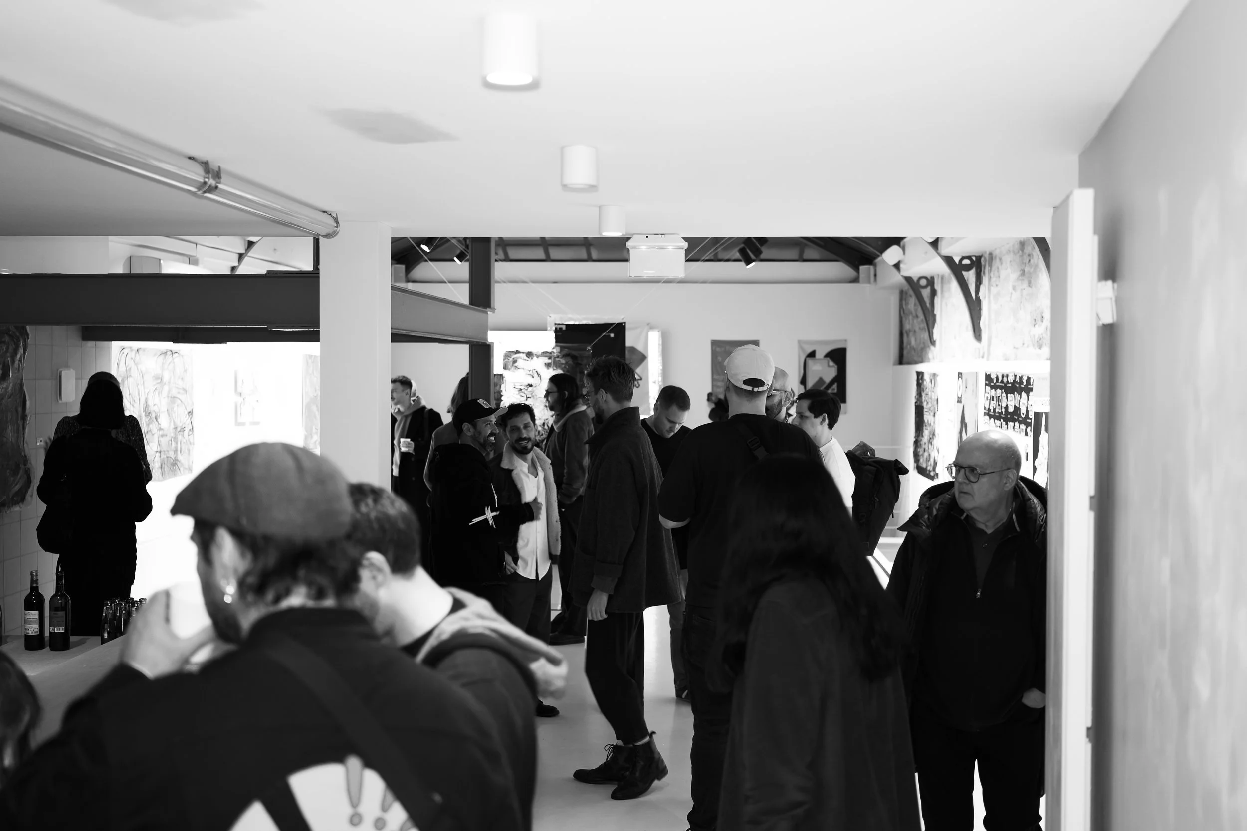 caravana black and white paris -14.jpg