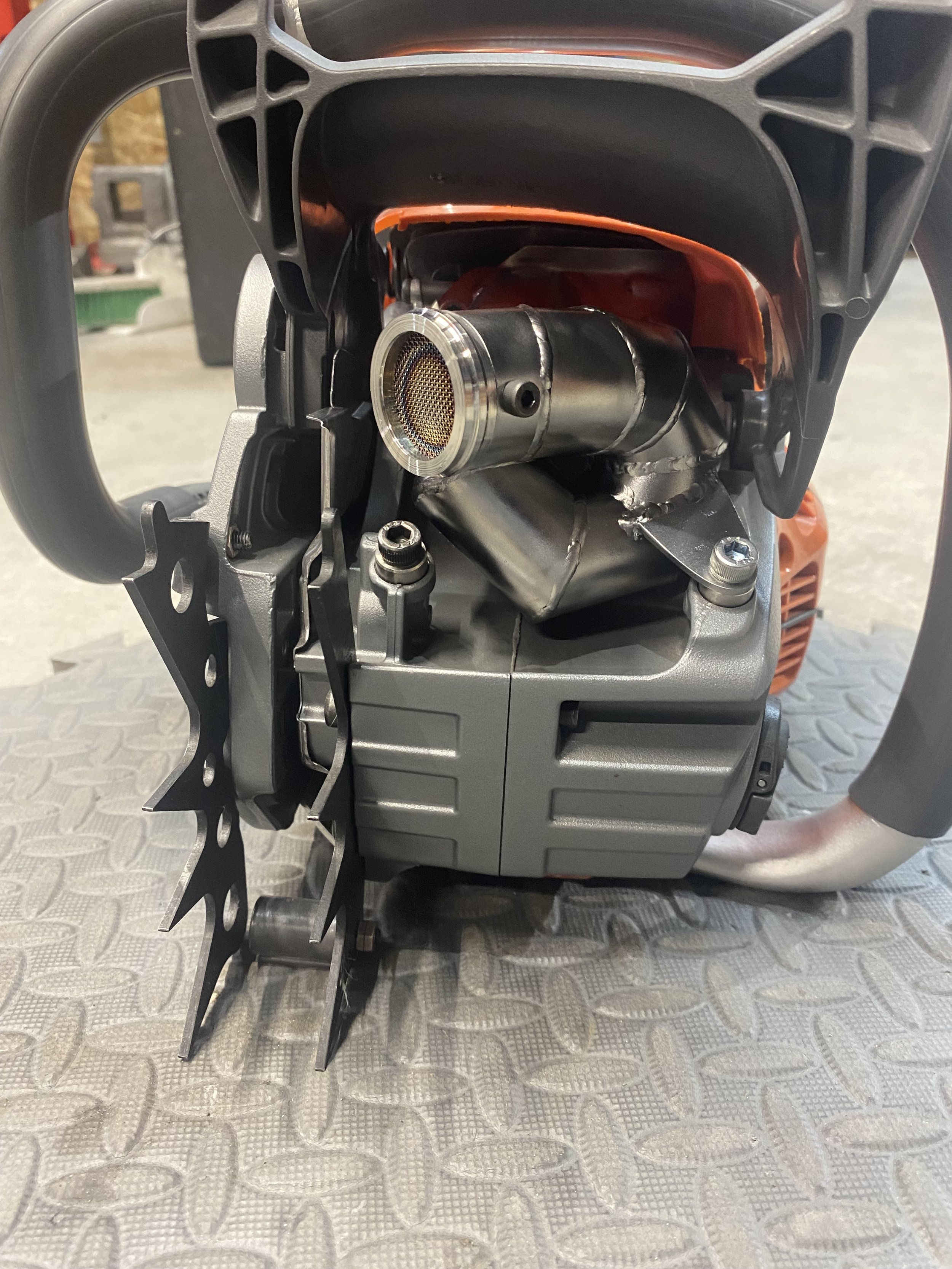 performance chainsaw builders