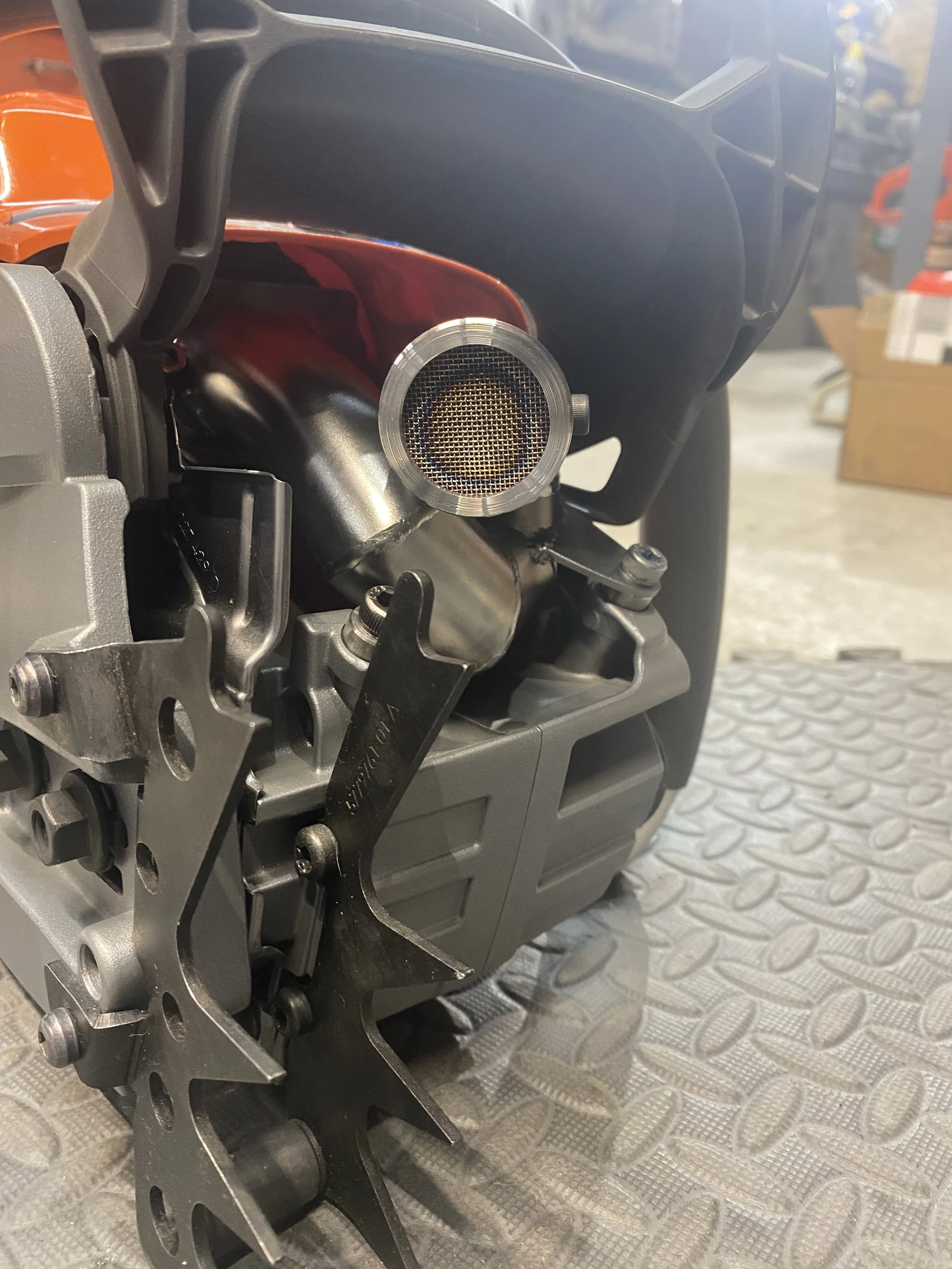 performance chainsaw builders