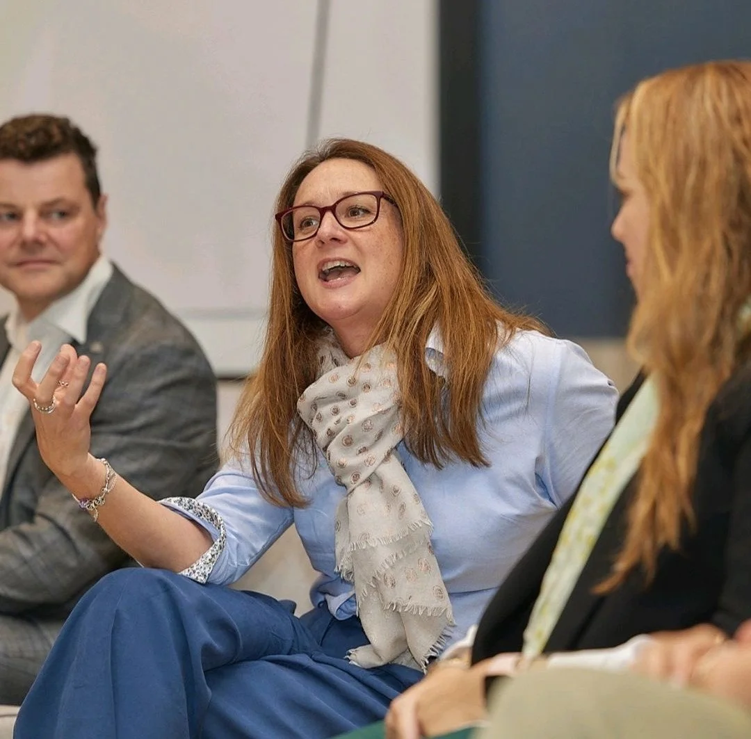 Sandra_talking.jpeg color.jpeg