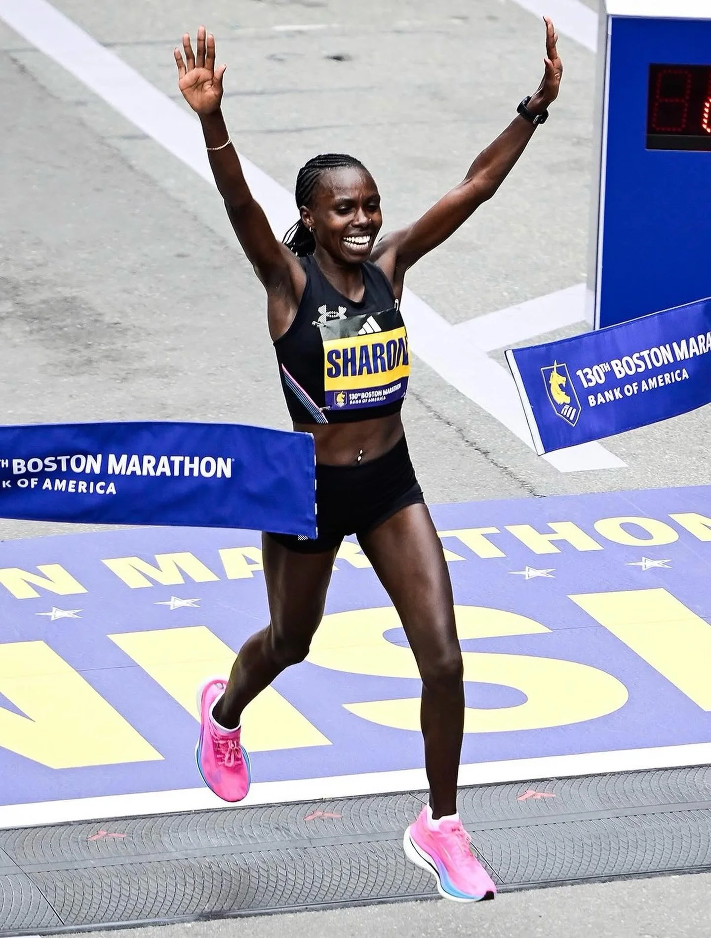 TOP TWO and SHE AINT NUMBER TWO @shazrine 

(via Flotrak)