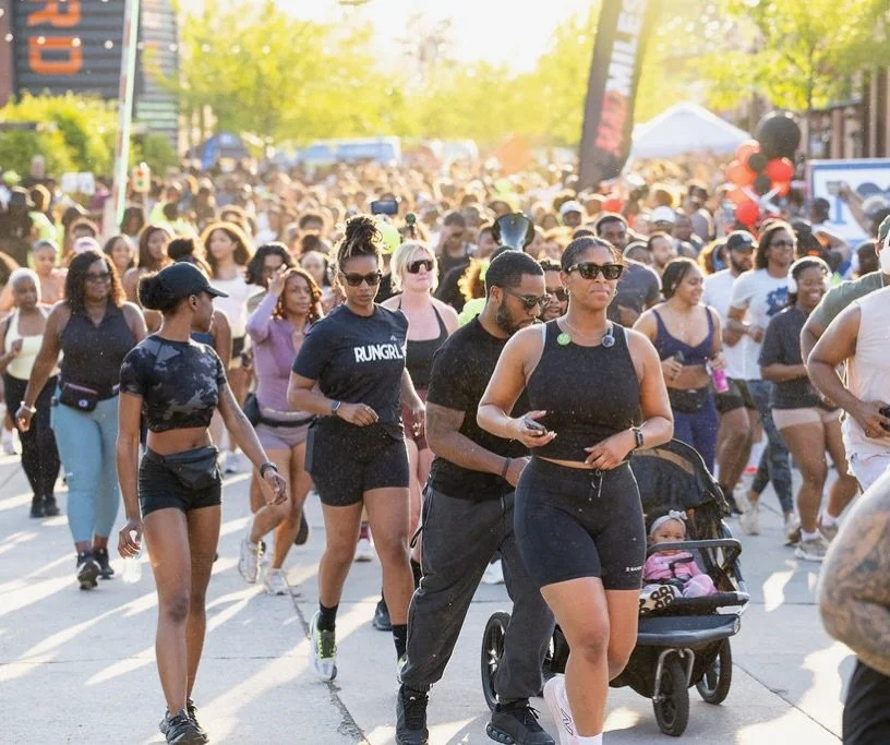 However you&rsquo;re moving this week &mdash; slow, fast, solo, together &mdash; we hope it feels like yours. #rungrl