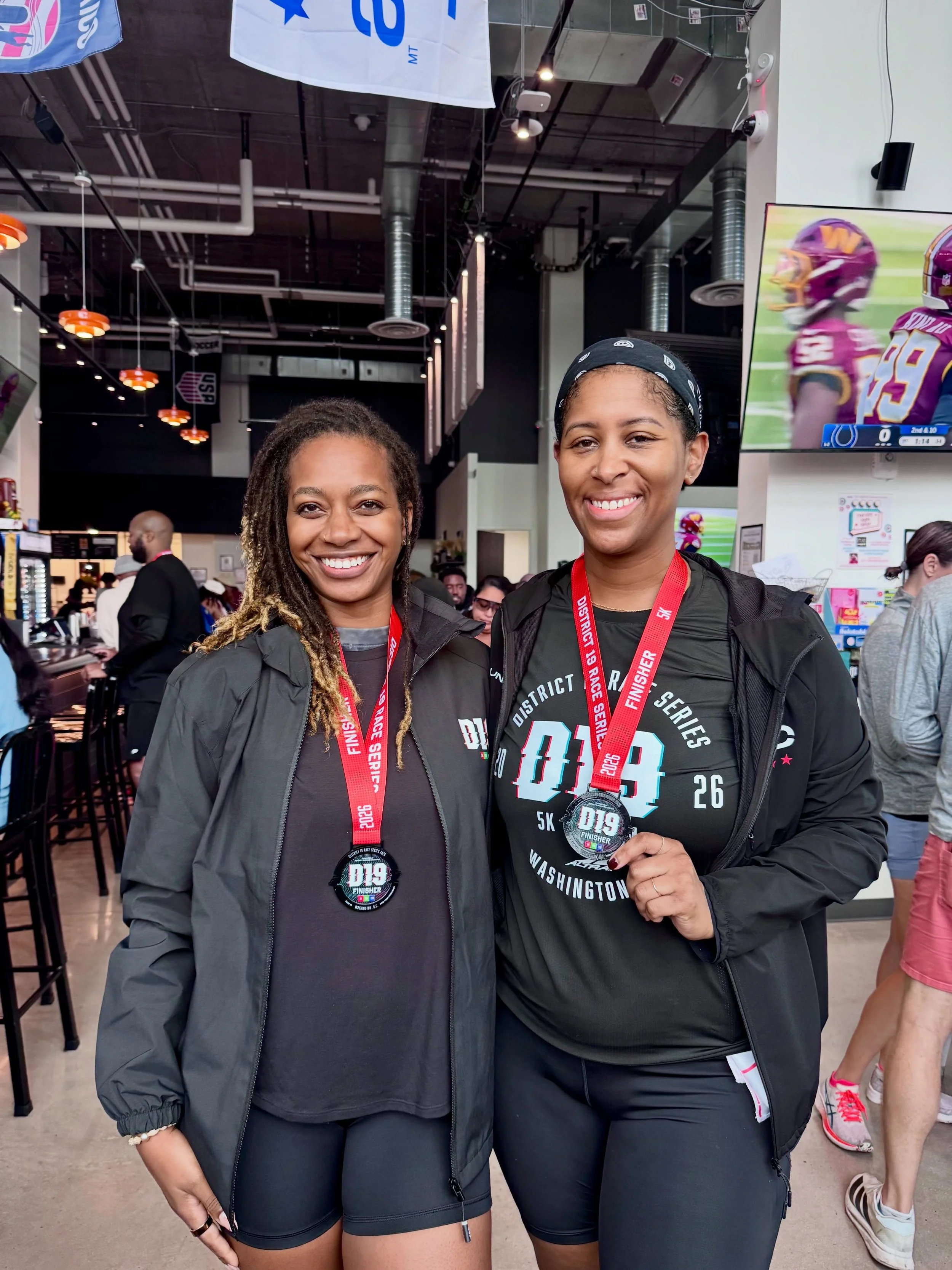 Do the thing🖤

District 19 is a race that will forever be on our calendar. Happy Medal Monday to all who celebrate!