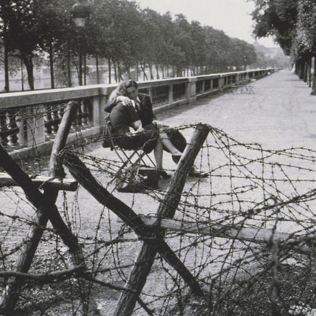 THE SEMIOTICS OF PHOTOJOURNALISM