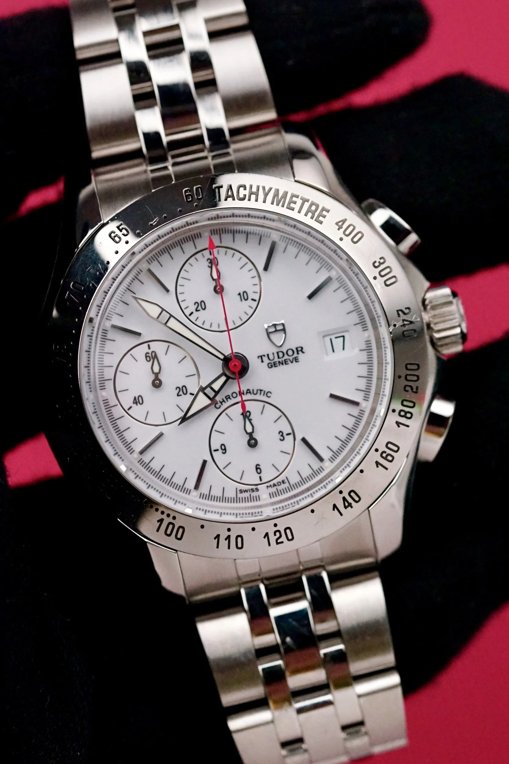 SC10698-1.jpg