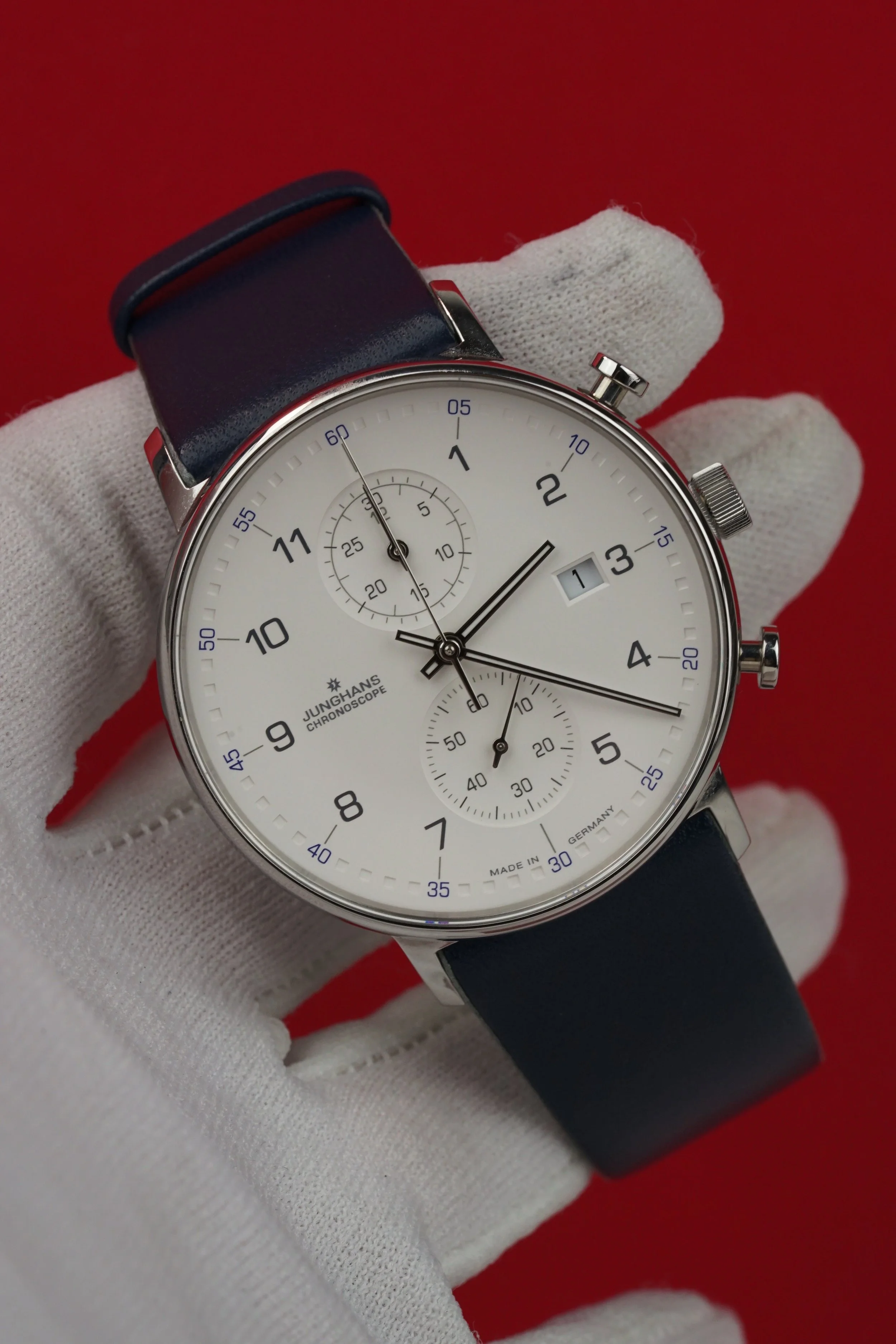 Junghans Form C Ref. 41/4775.00 | 39.3mm | Full Set | Pre-Owned