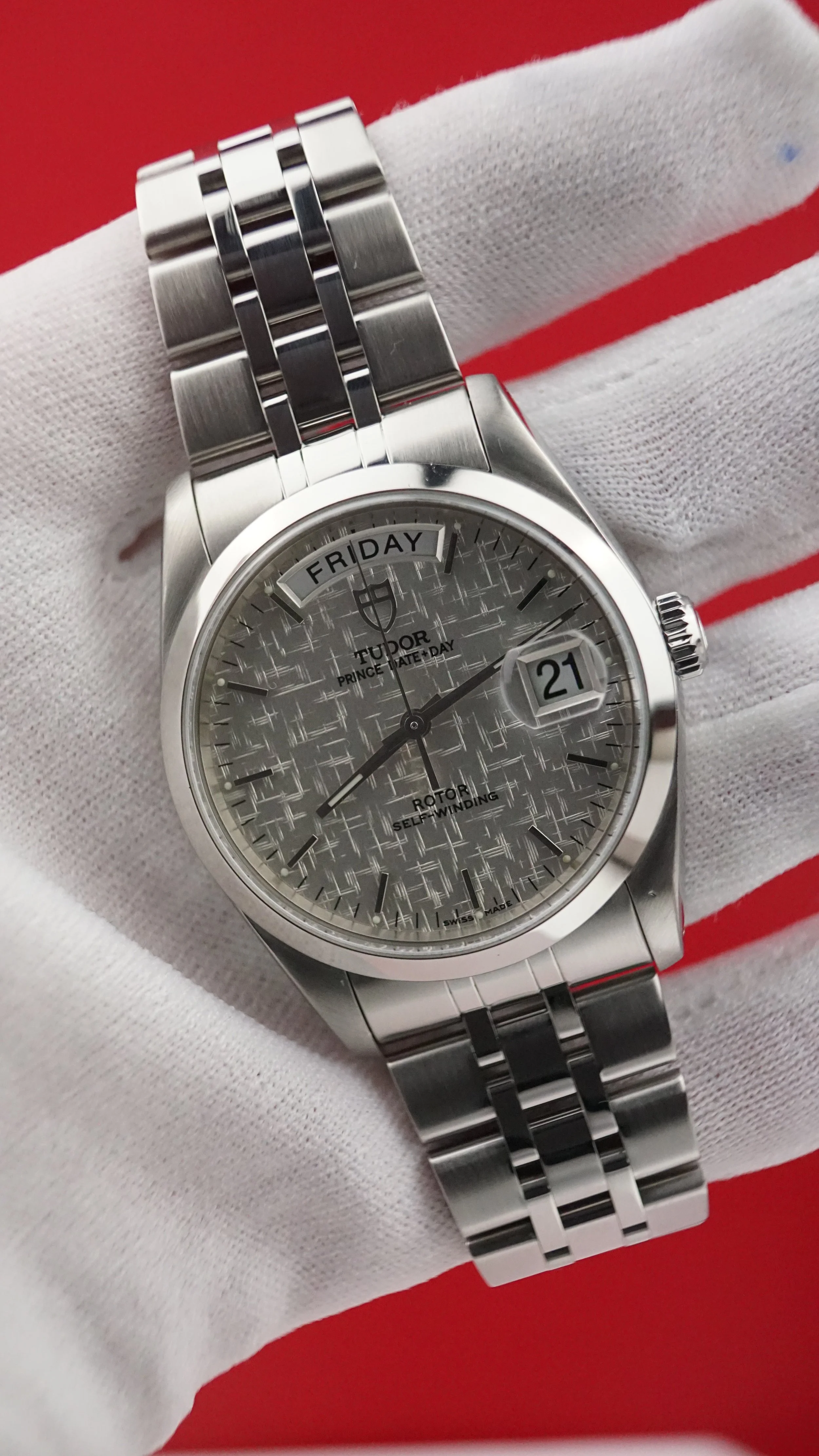 Tudor Prince Date+Day Linen Dial | Ref. 76200