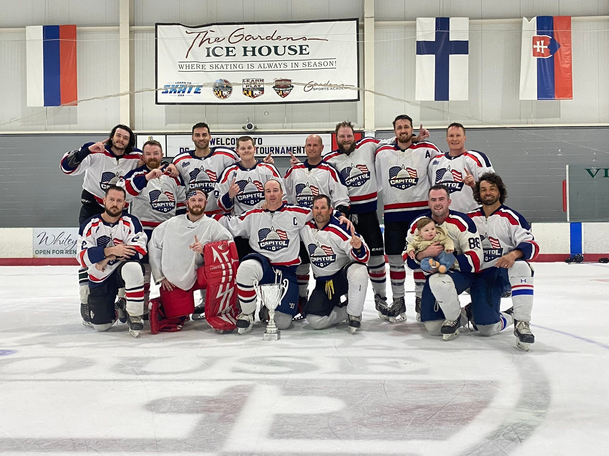 Division 2 Winner - Capitol Hockey Club.jpg