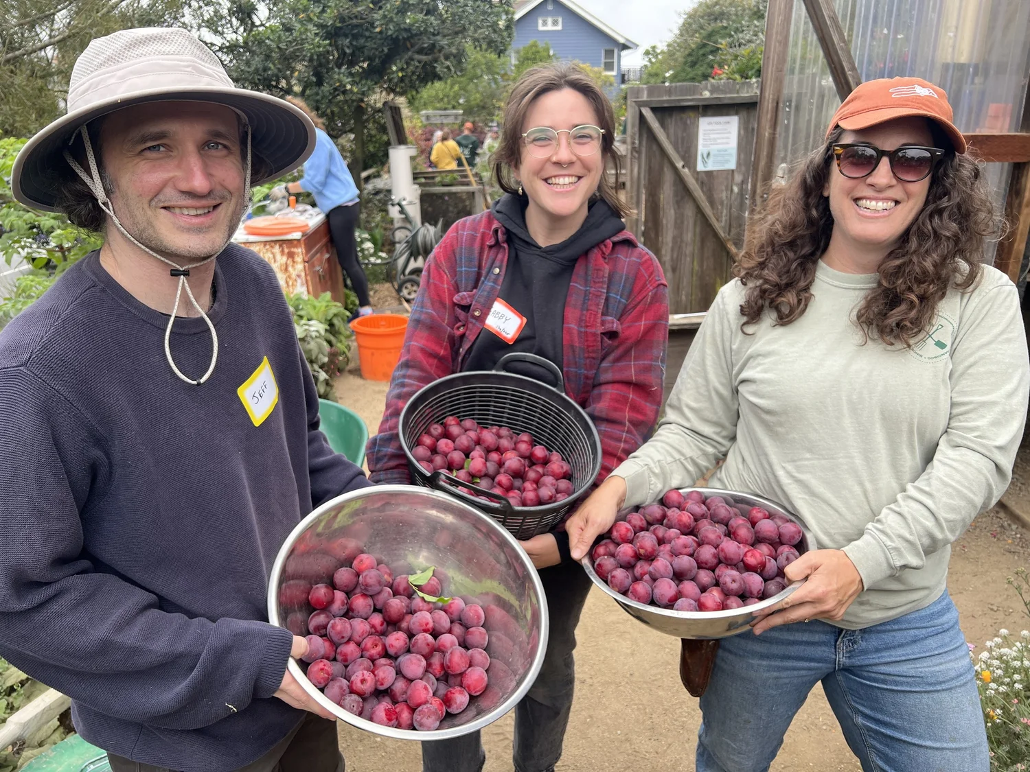 Volunteer Day at the Teaching Garden