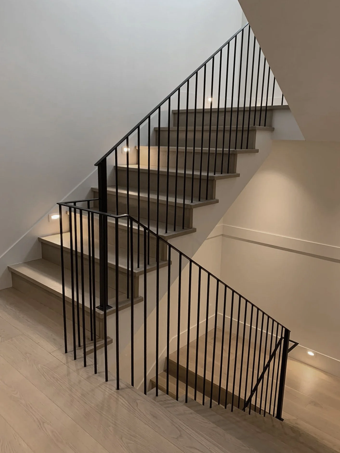 Which Railing Design Fits Your Home Interior?