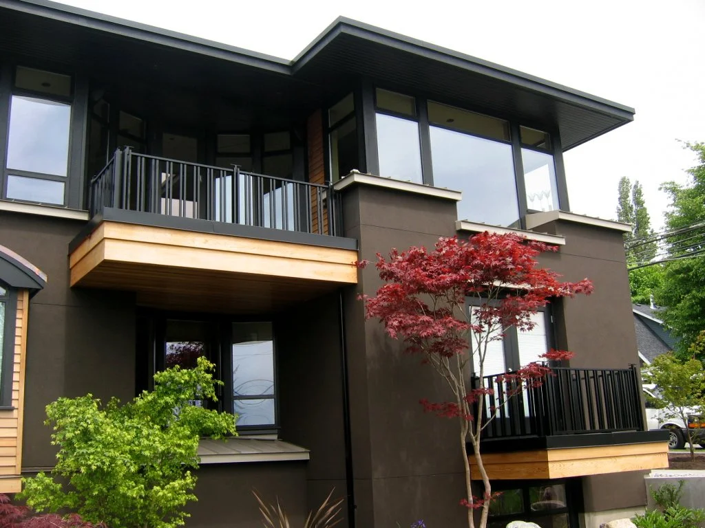 Residential deck railing metal design