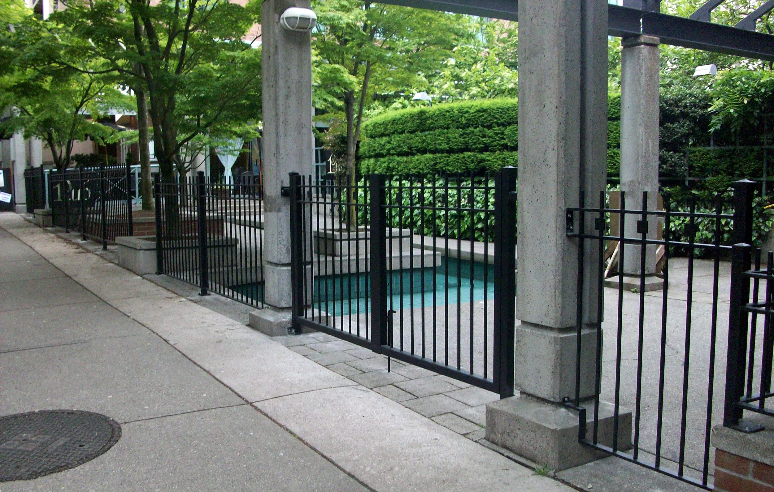 Fence  (28).JPG