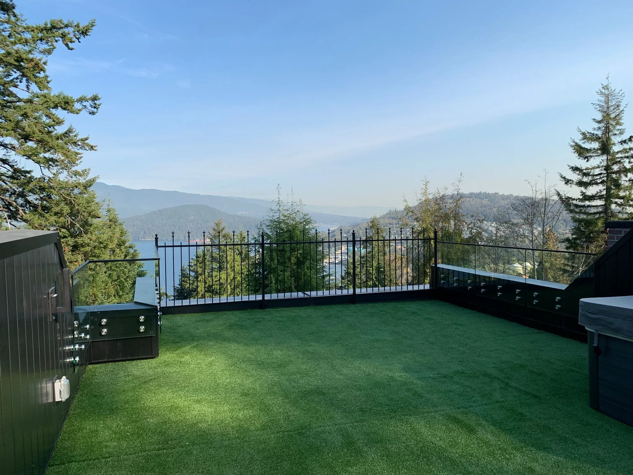 Black powder-coated aluminum fence for residential property 90