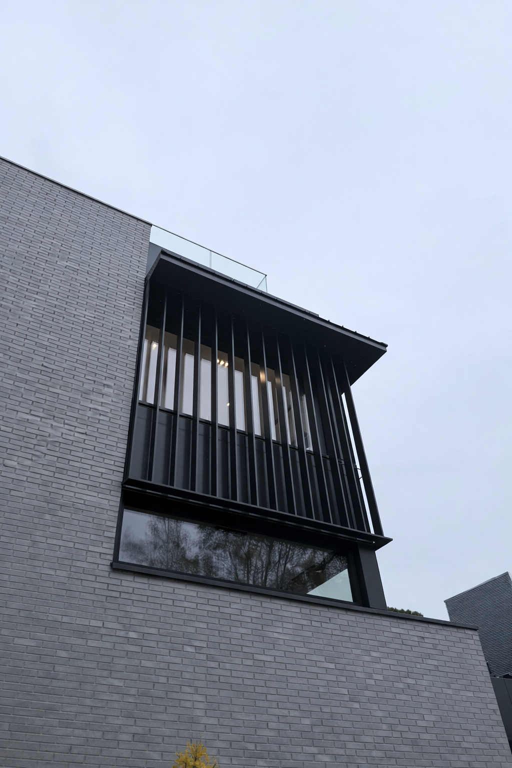 residential guardrail modern design Vancouver