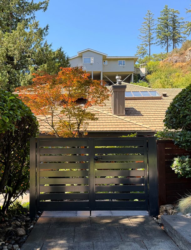 Modern Pedestrian Gates: The Small Detail That Makes a Big Difference